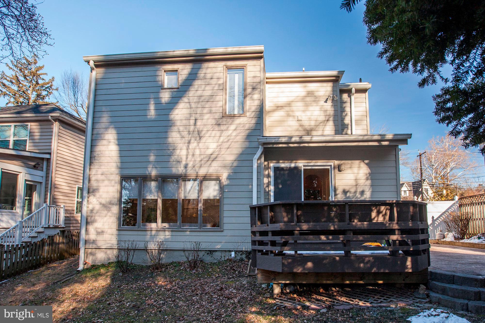 SEVEN OAKS - Residential