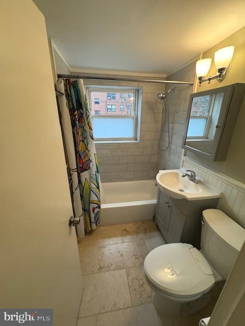 THE WELLINGTON - Residential Lease