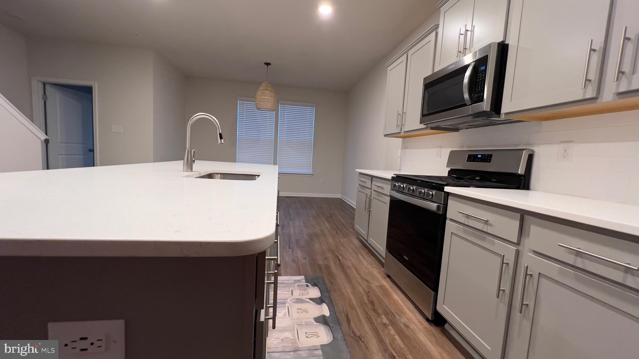 SEVERN MEADOWS - Residential