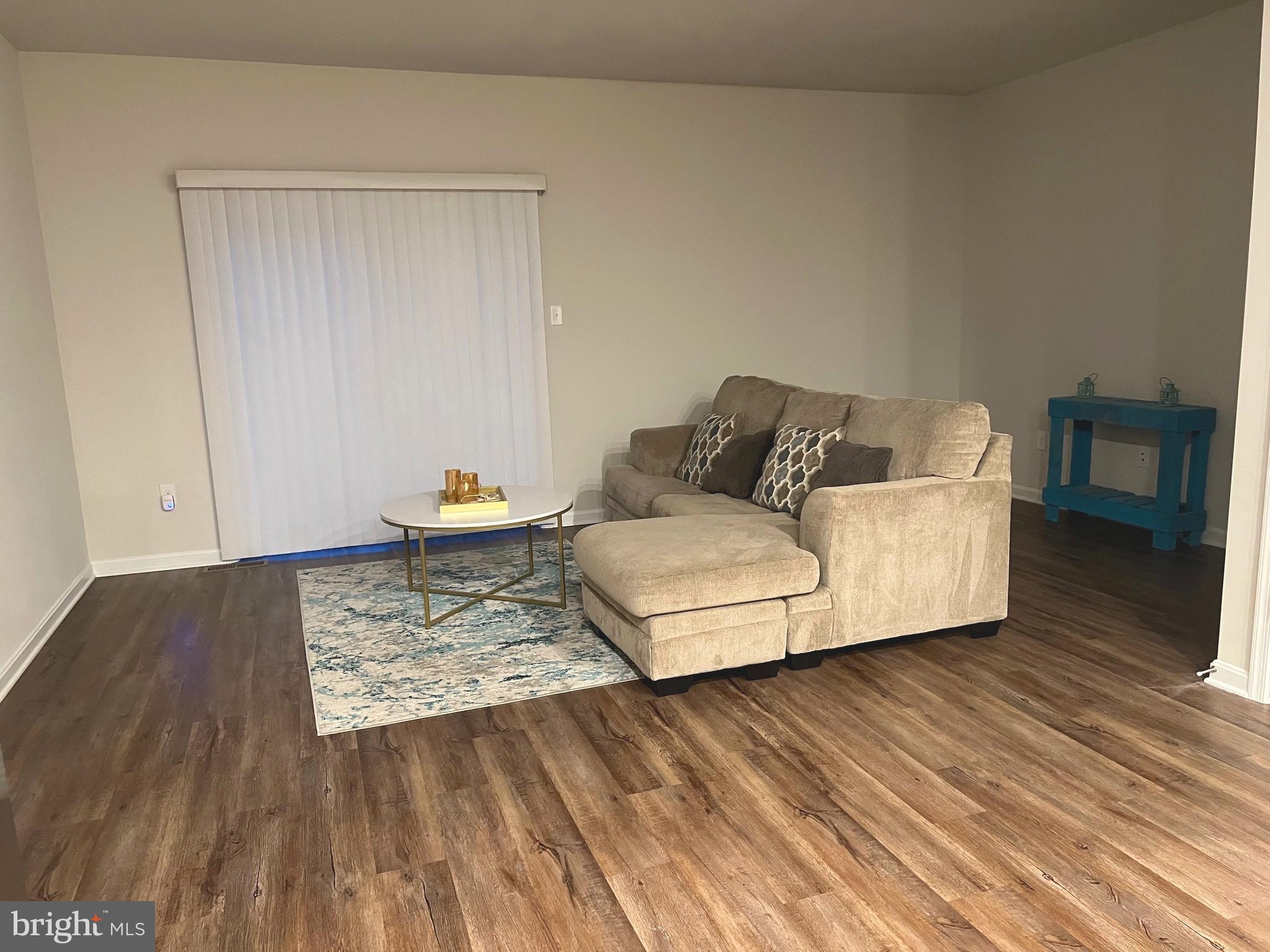 SEVERN MEADOWS - Residential