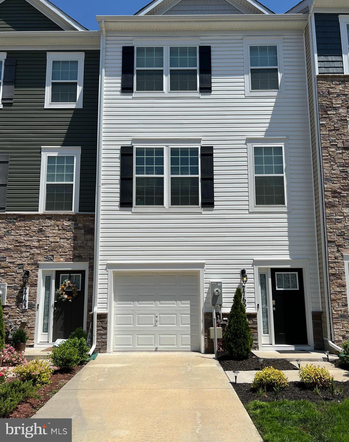 SEVERN MEADOWS - Residential