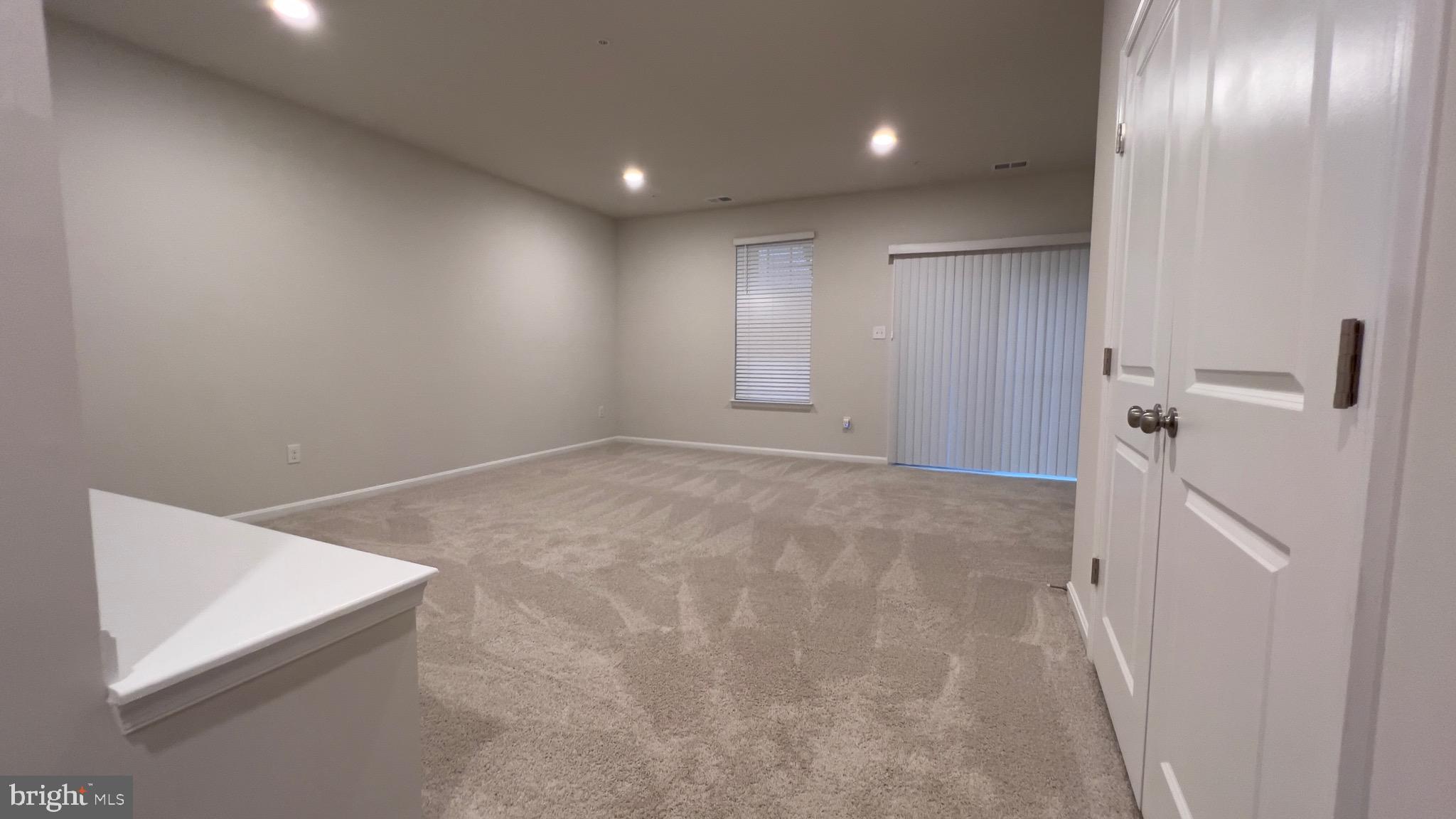 SEVERN MEADOWS - Residential