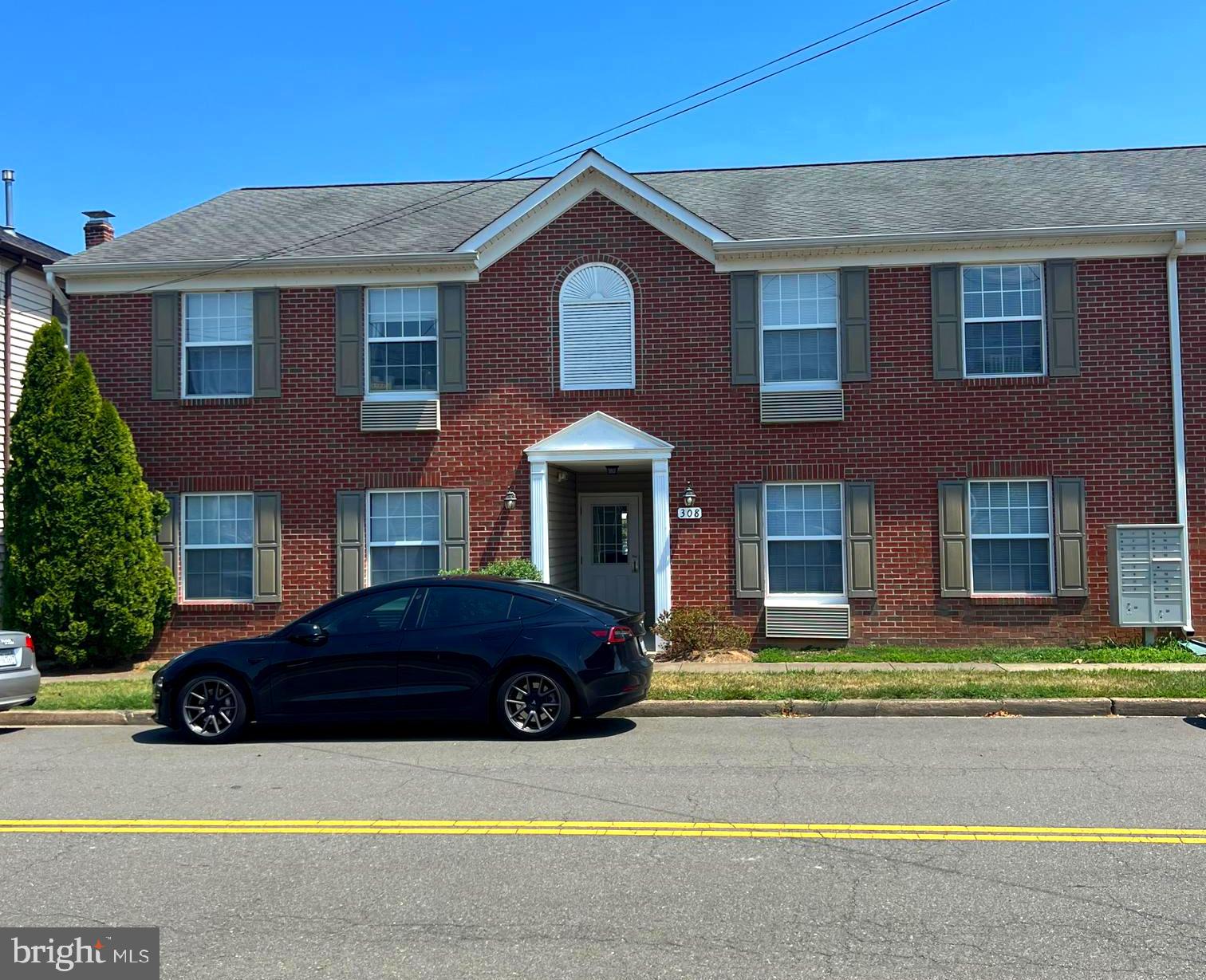 QUANTICO TOWN - Residential Lease