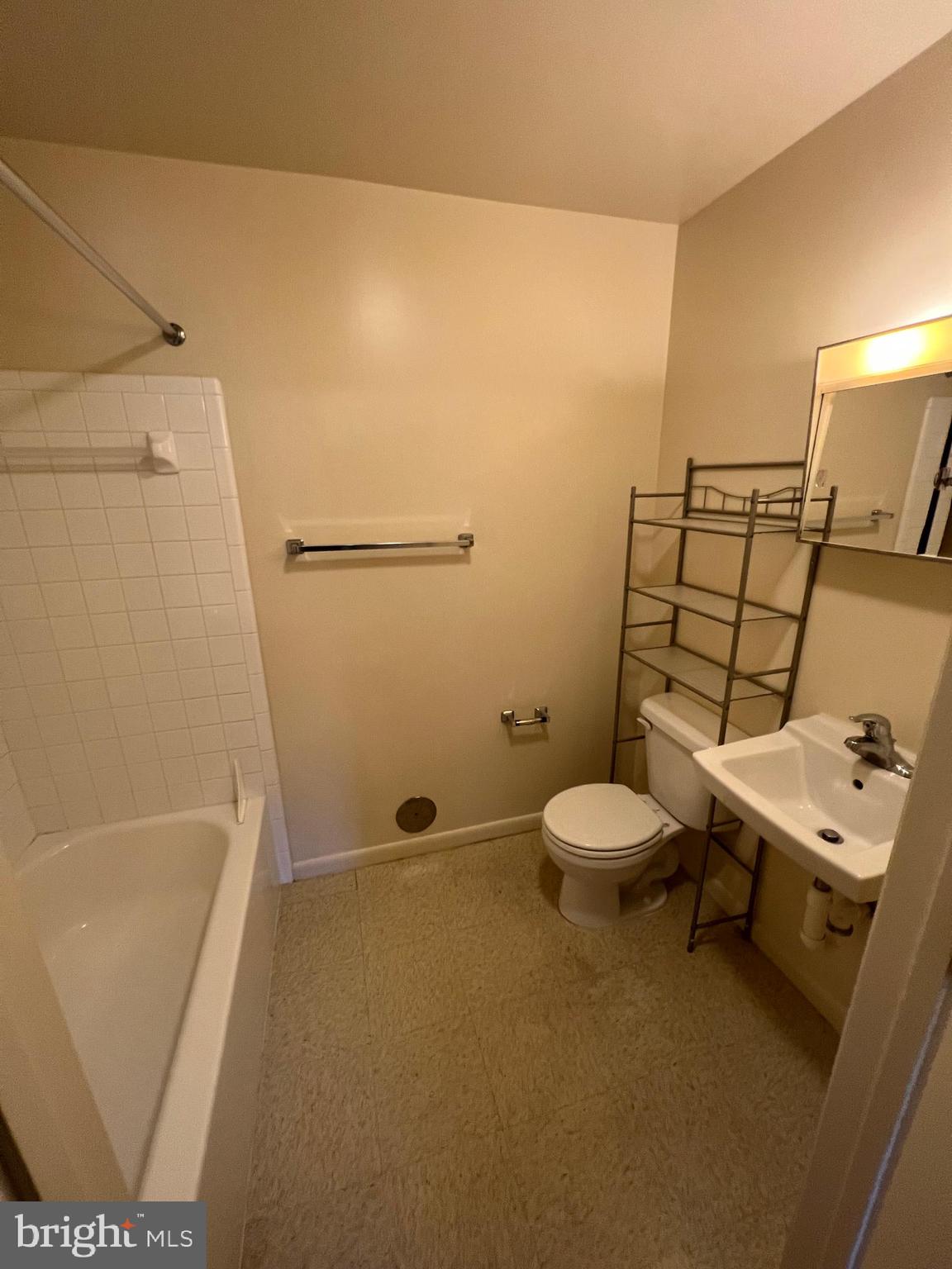 QUANTICO TOWN - Residential Lease