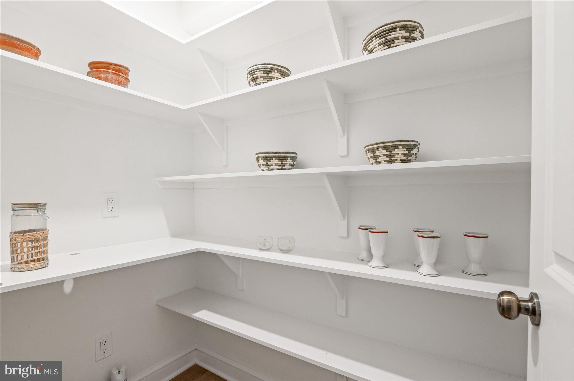 BURNING TREE MANOR - Residential