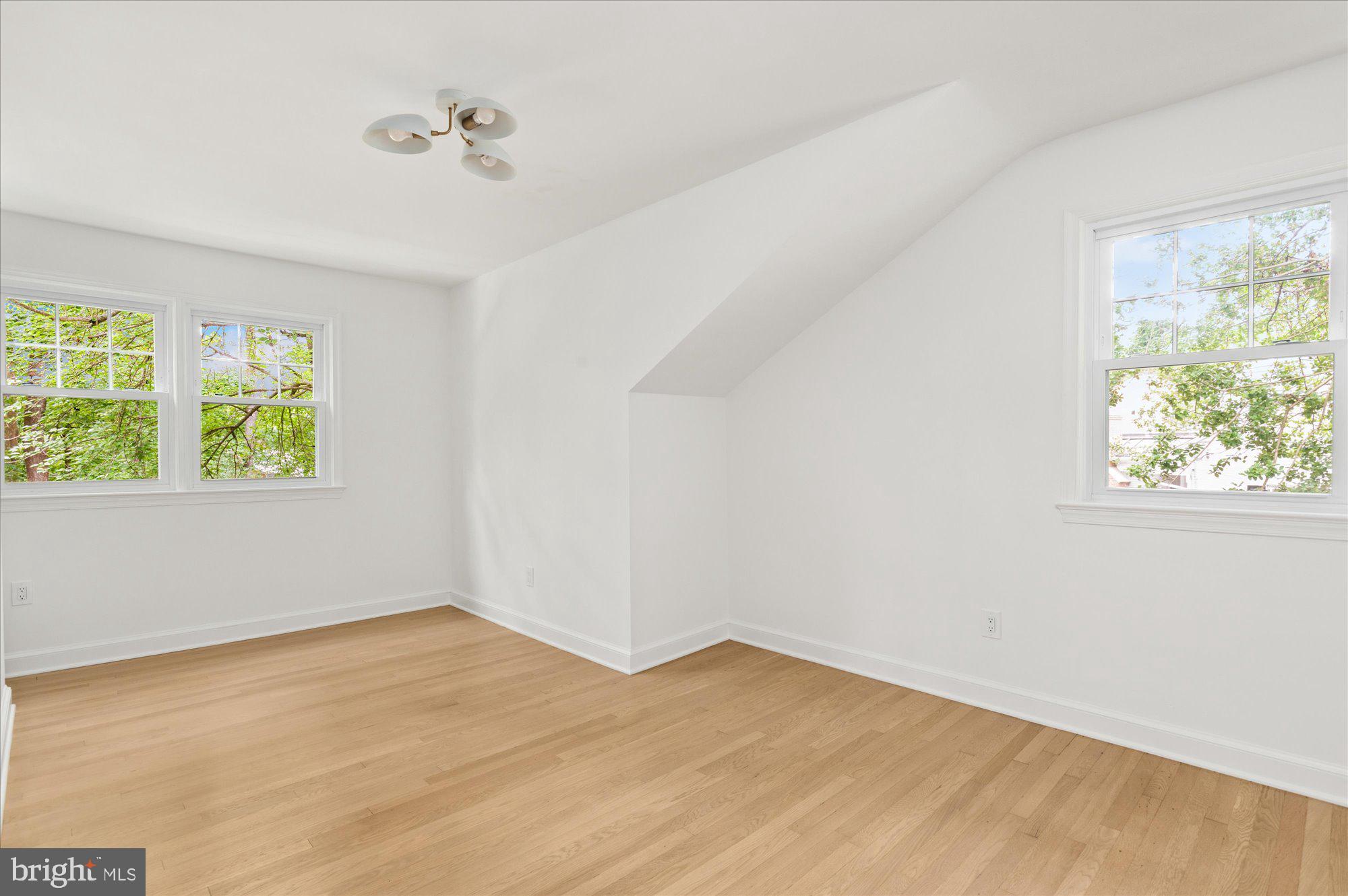 BURNING TREE MANOR - Residential