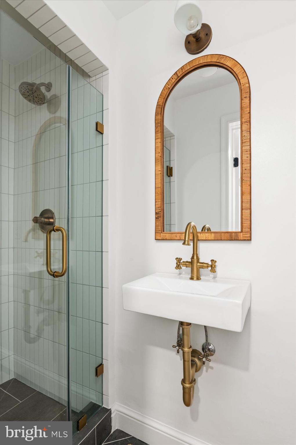 BURNING TREE MANOR - Residential