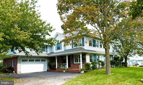 902 LONG POINT ROAD GRASONVILLE MD 21638