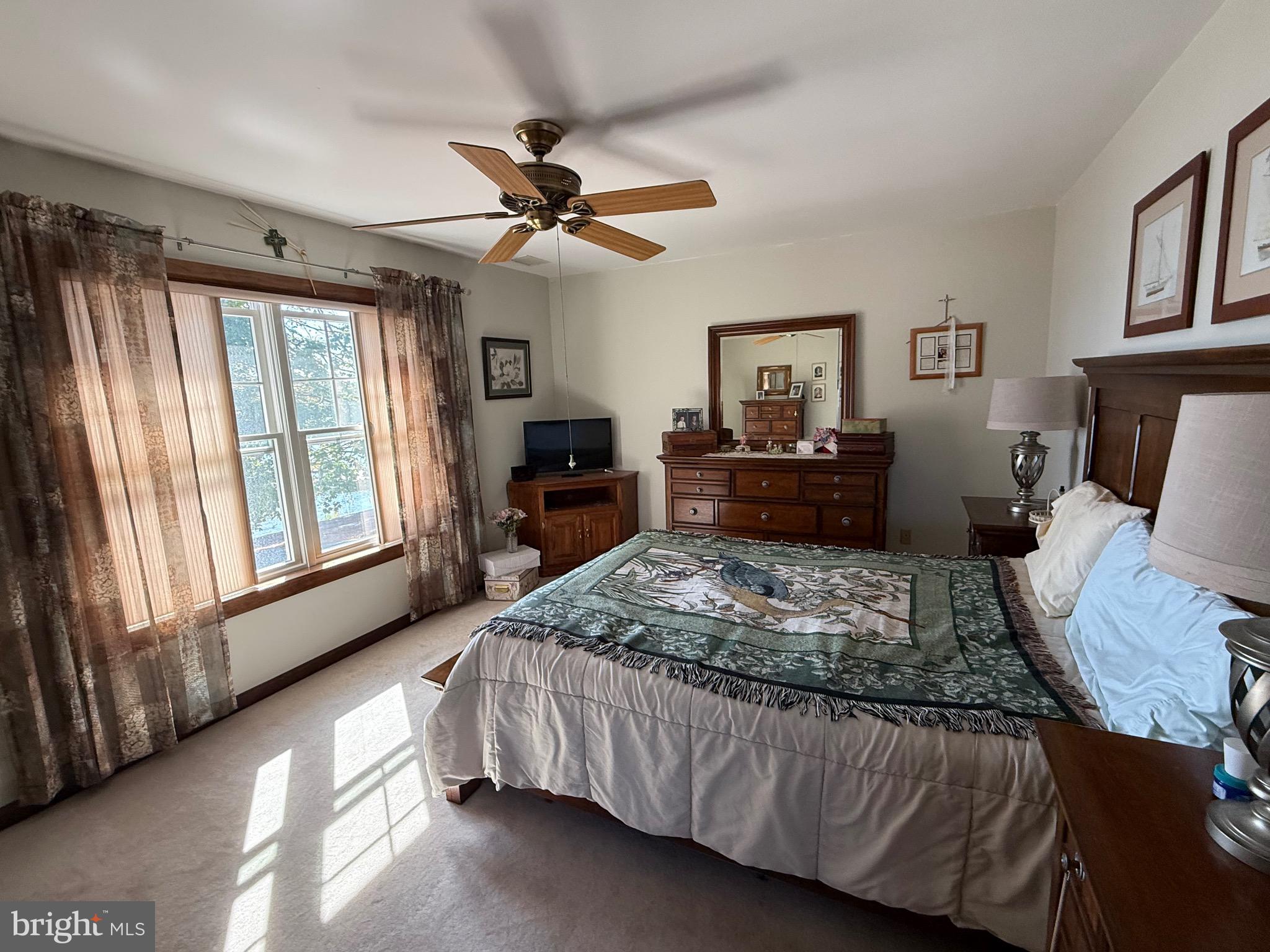 LONG POINT - Residential