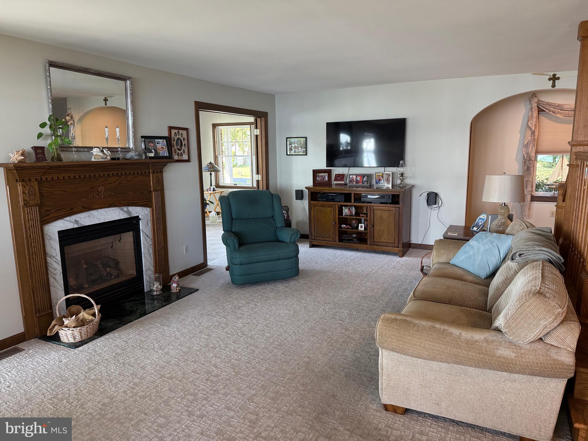 LONG POINT - Residential