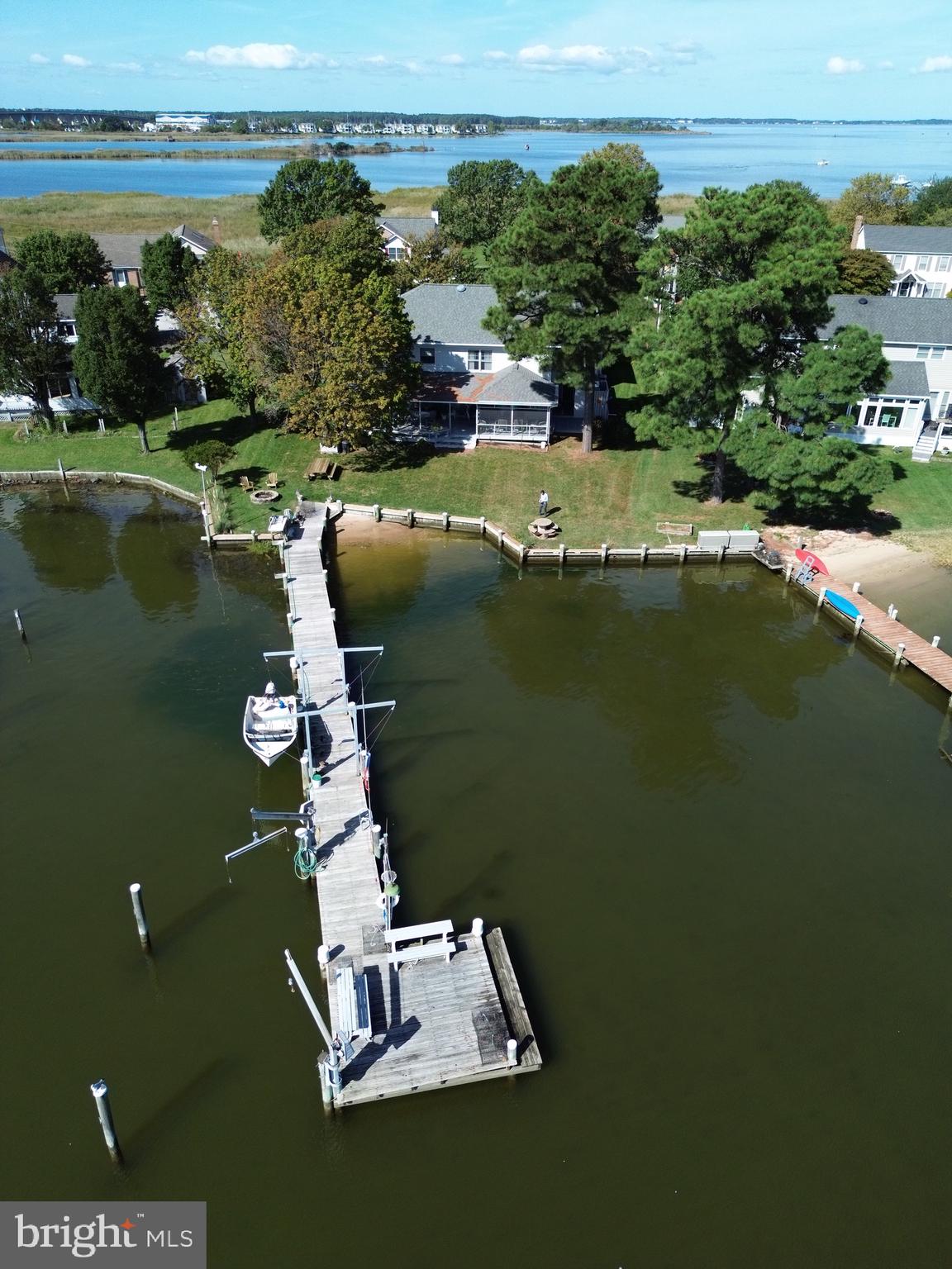 902 LONG POINT ROAD