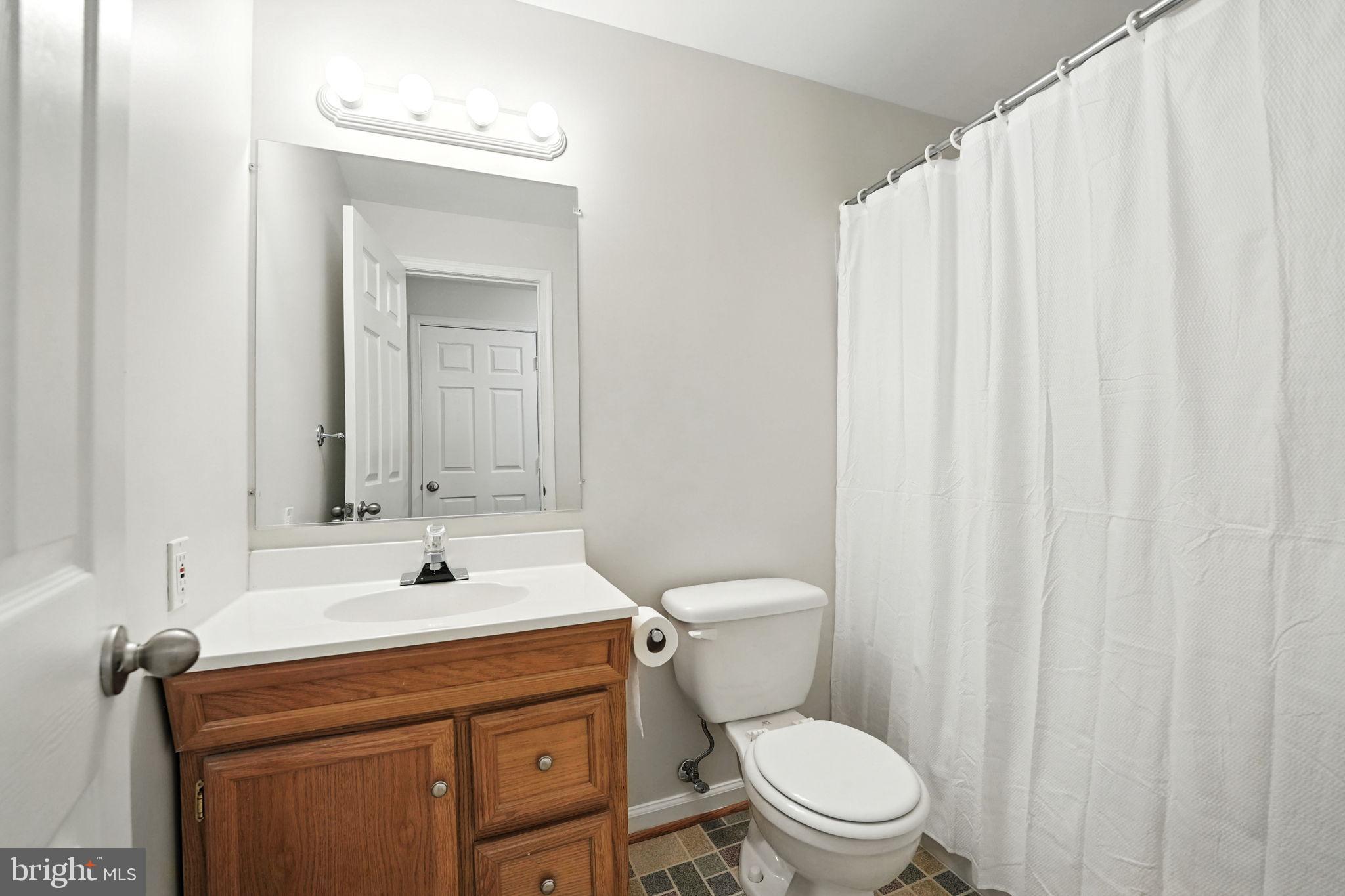 ASHBURN FARM - Residential