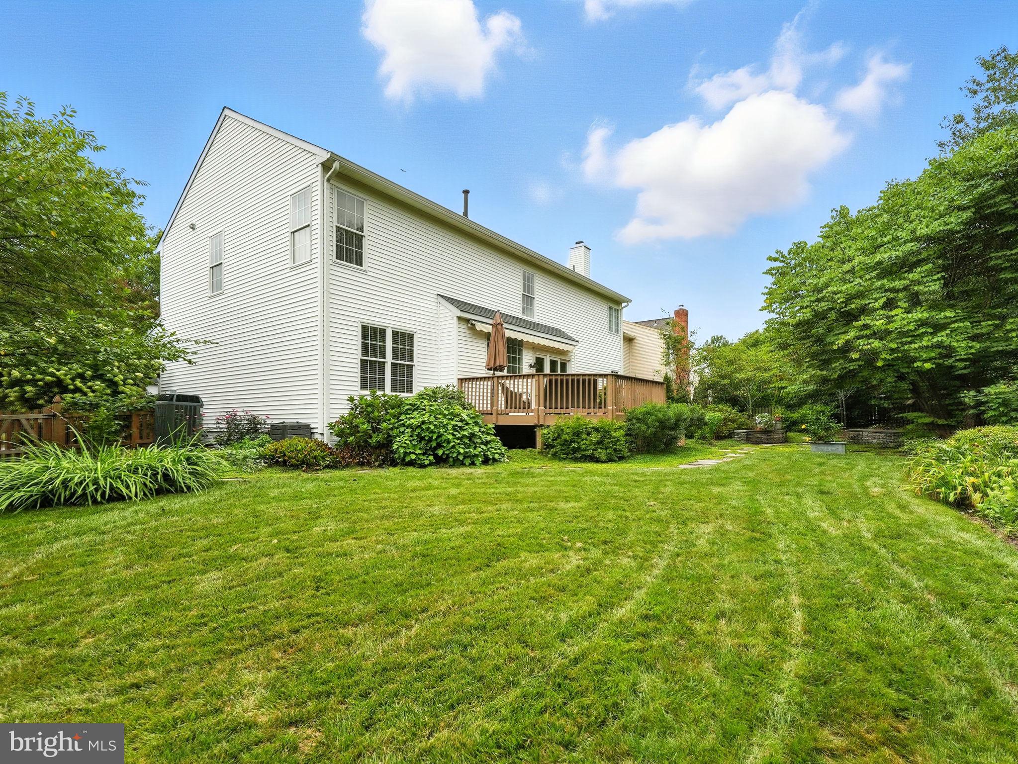 ASHBURN FARM - Residential