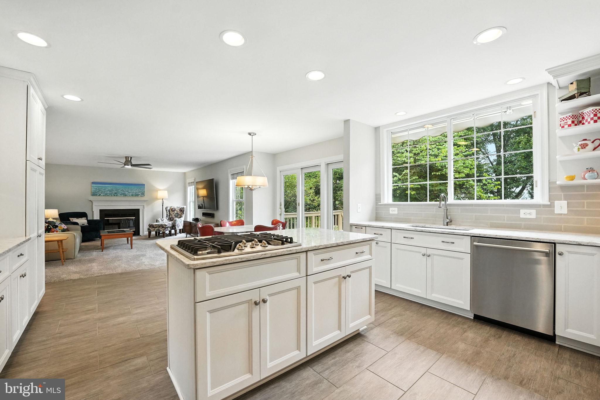 ASHBURN FARM - Residential