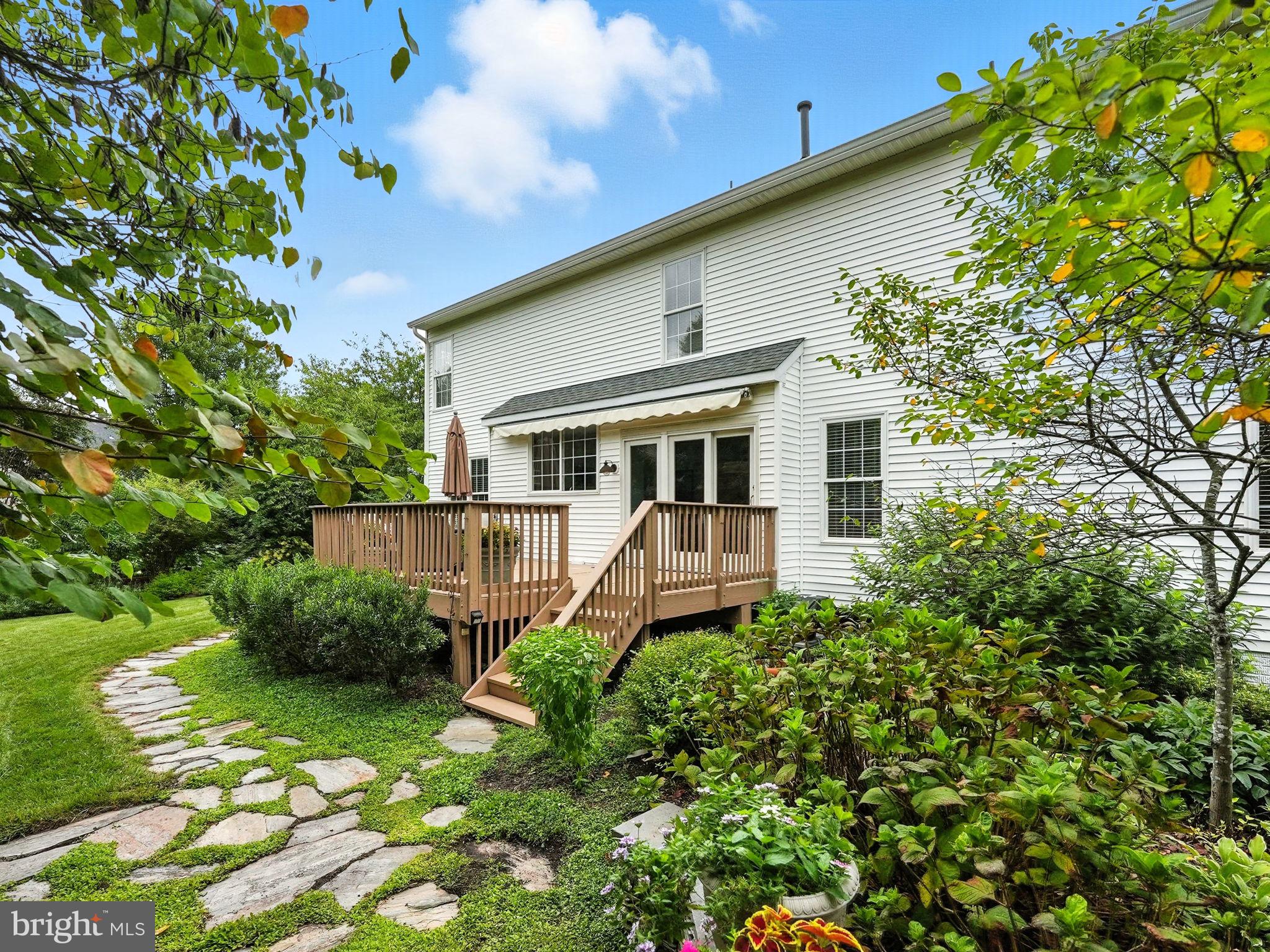 ASHBURN FARM - Residential