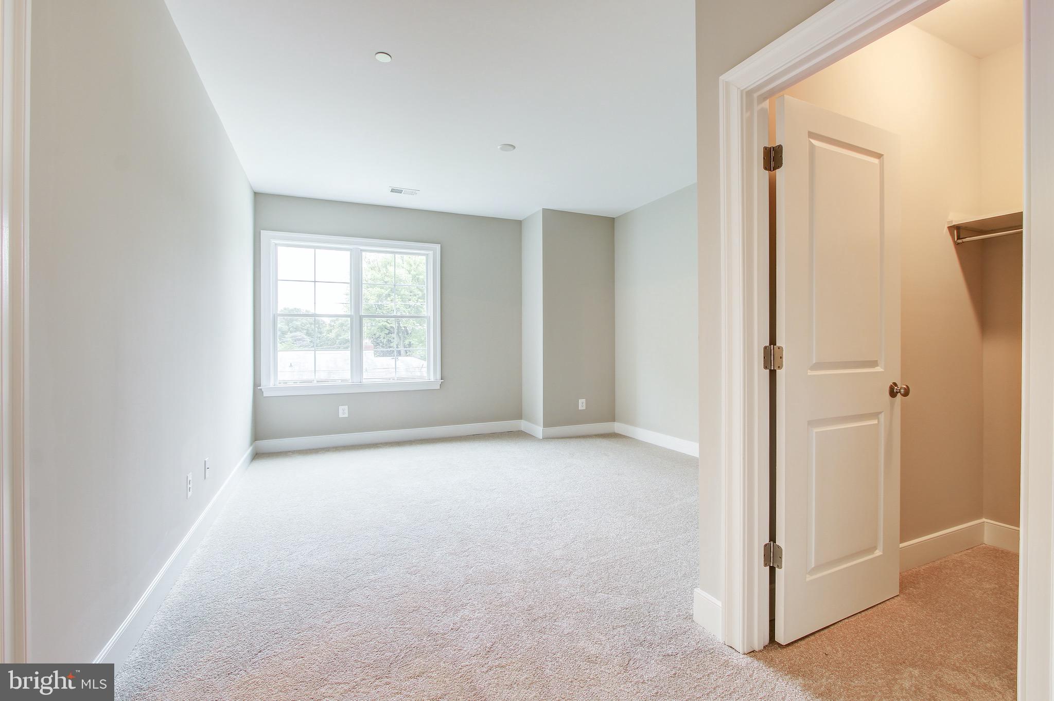 MERRIMACK PARK - Residential