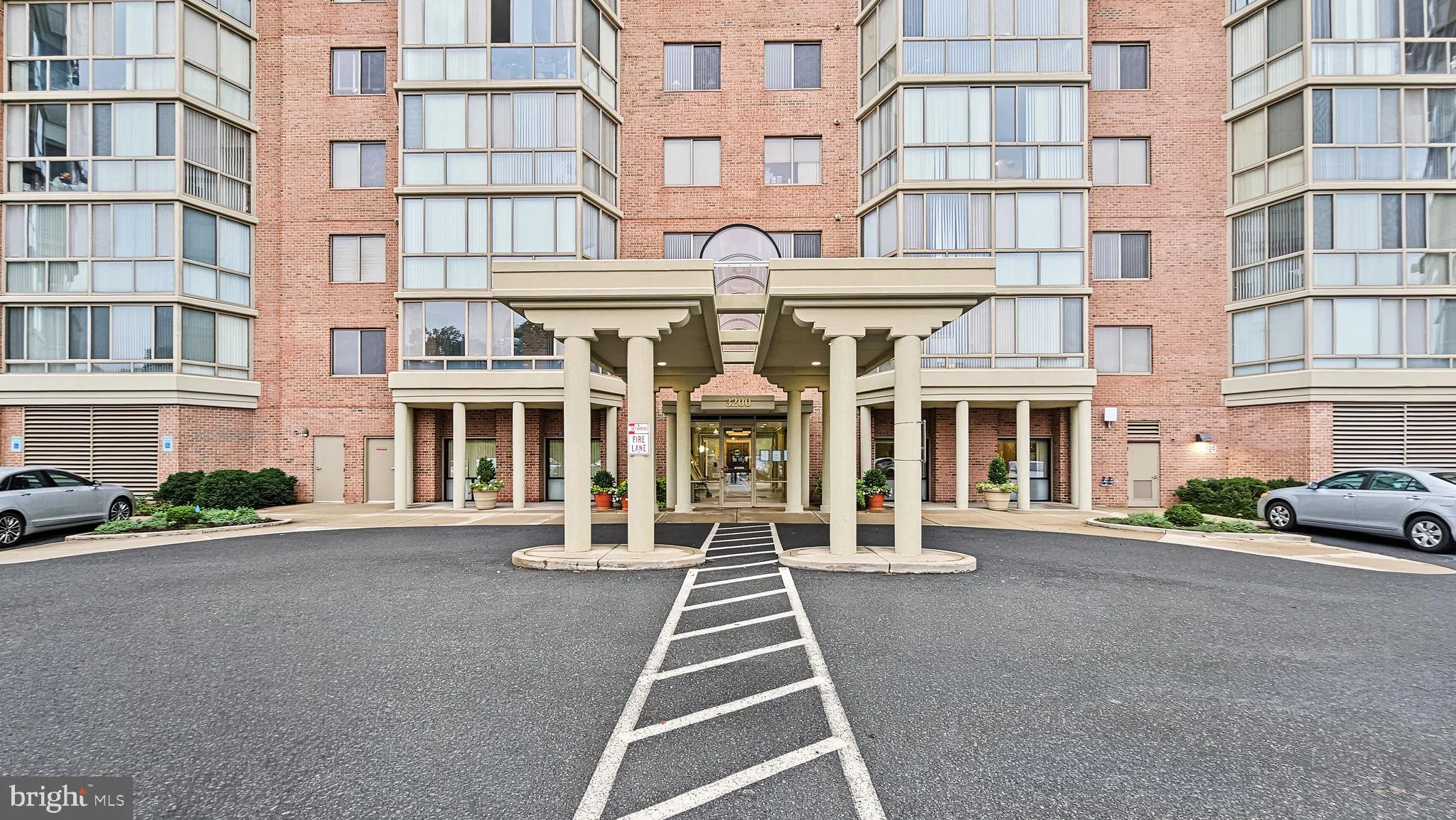 3200 N Leisure World Blvd Boulevard Unit 904, Silver Spring, MD 20906