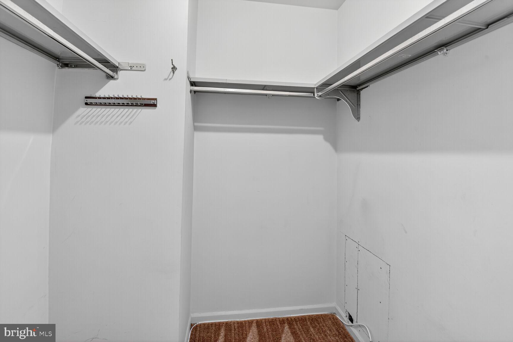 QUAIL HOLLOW - Residential