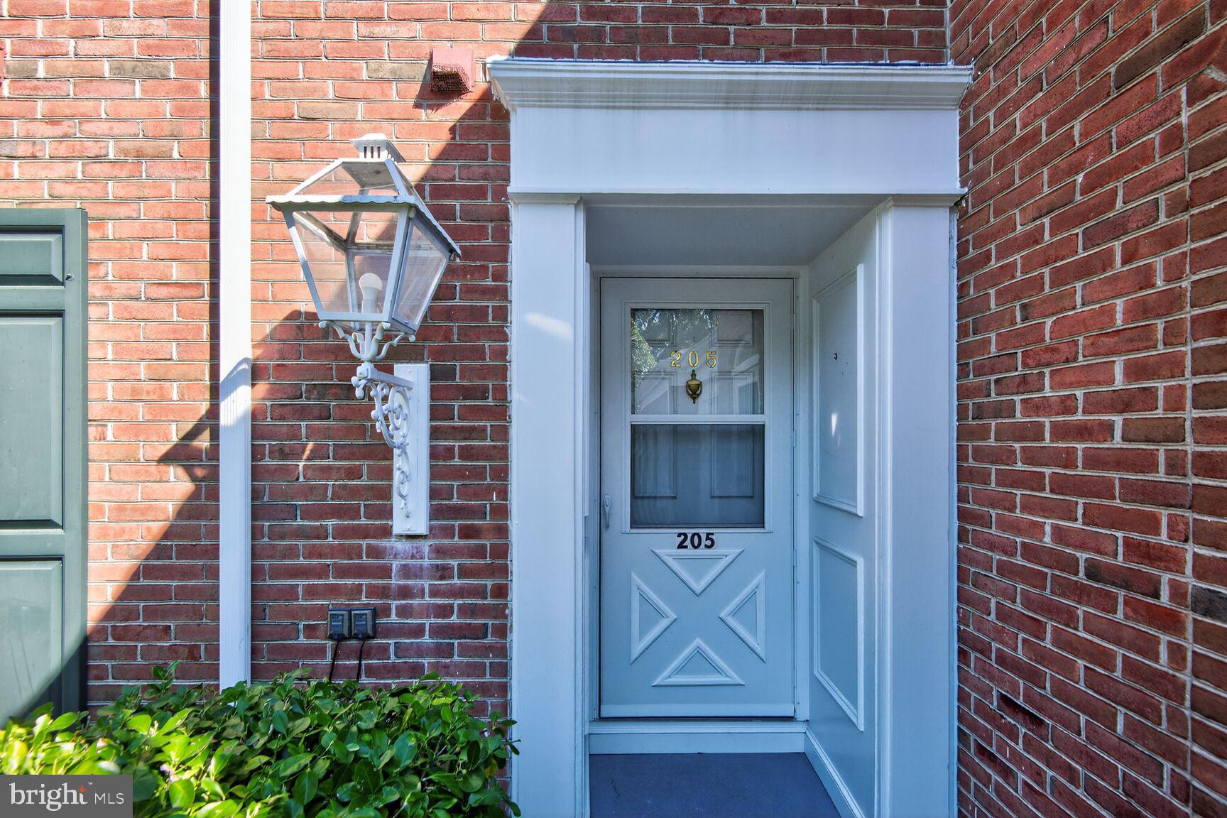 QUAIL HOLLOW - Residential