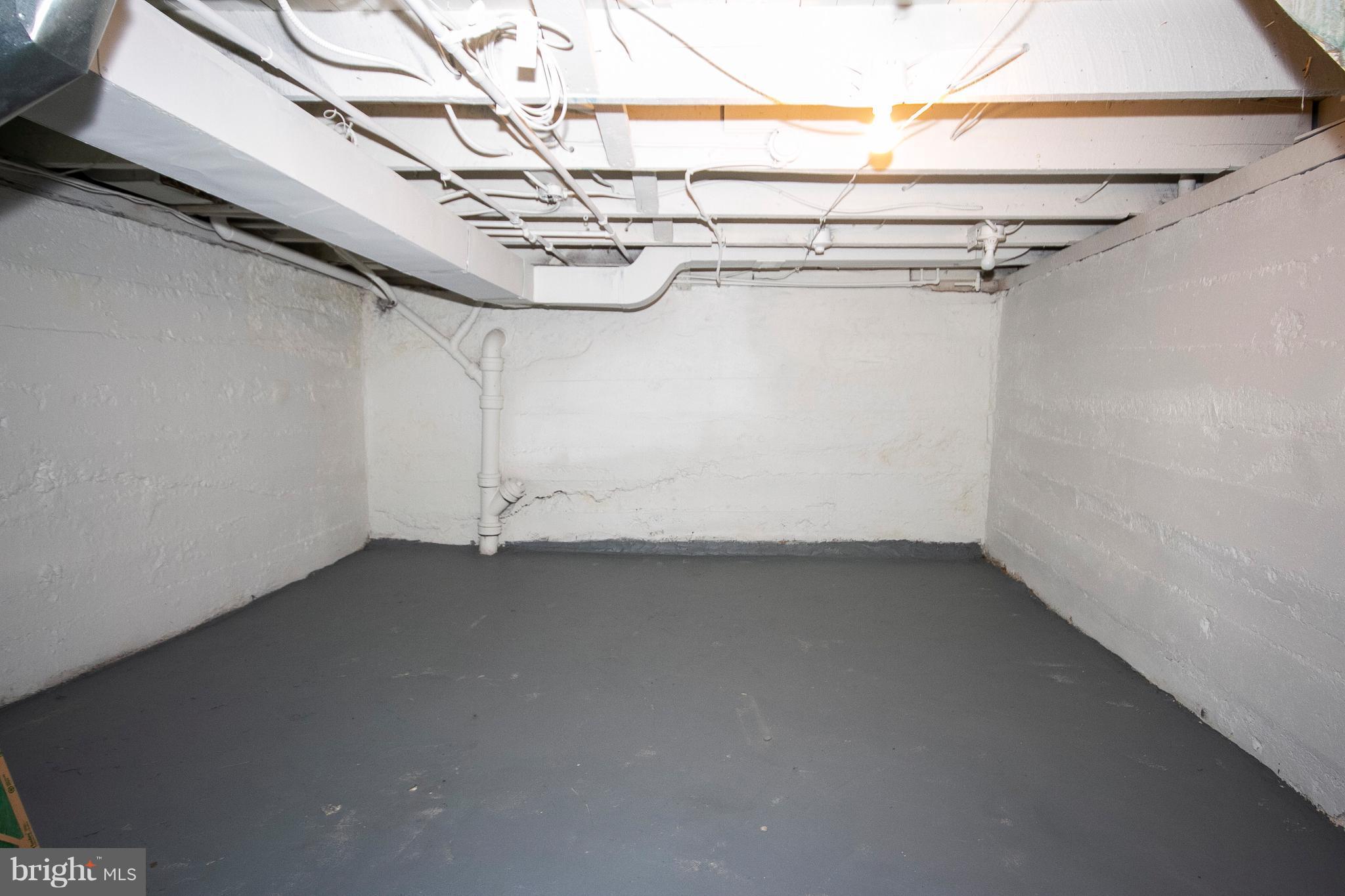 EAST VIEW - Residential