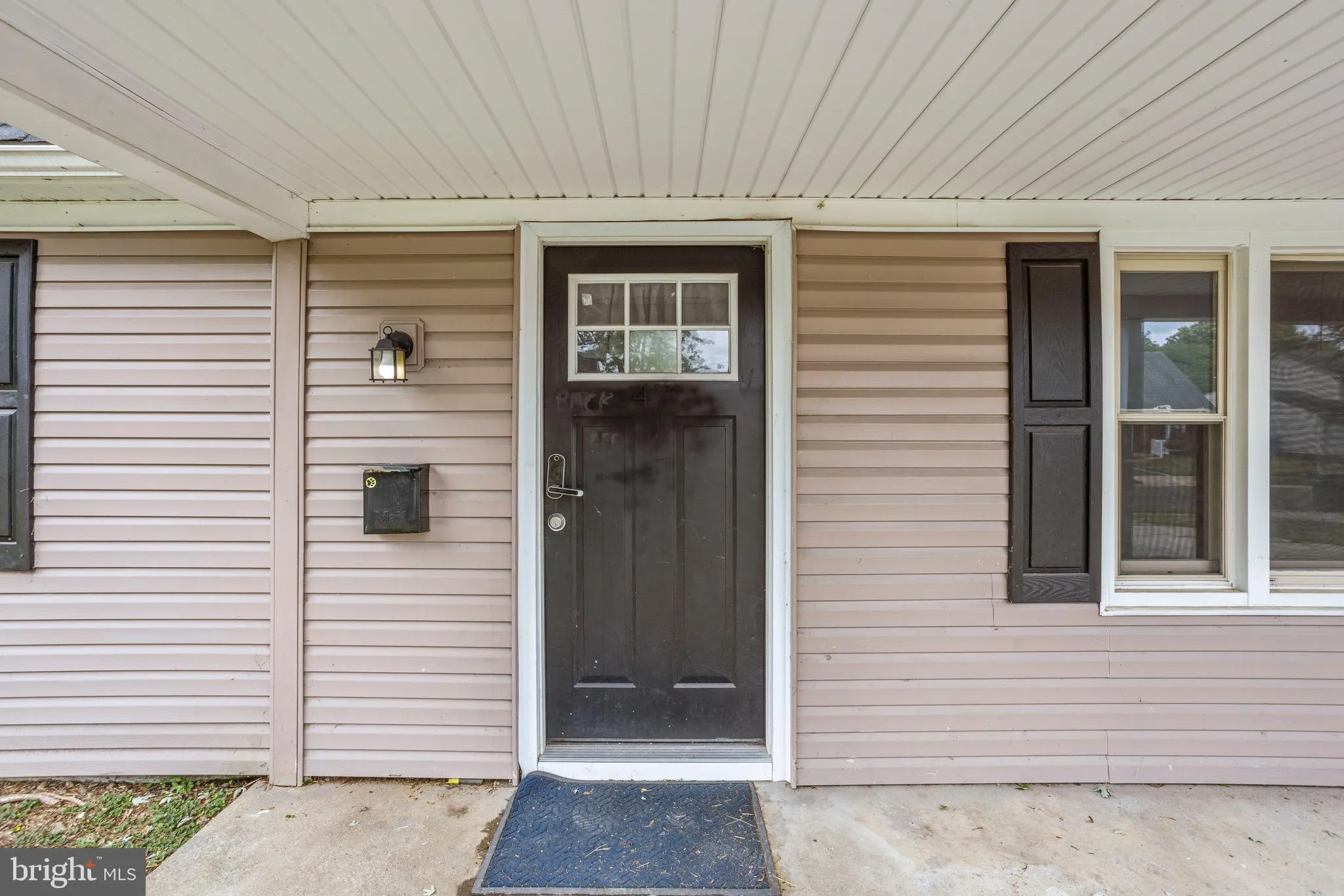 Willingboro, New Jersey 08046, United States, 4 Bedrooms Bedrooms, ,2 BathroomsBathrooms,Residential,Pending,48065