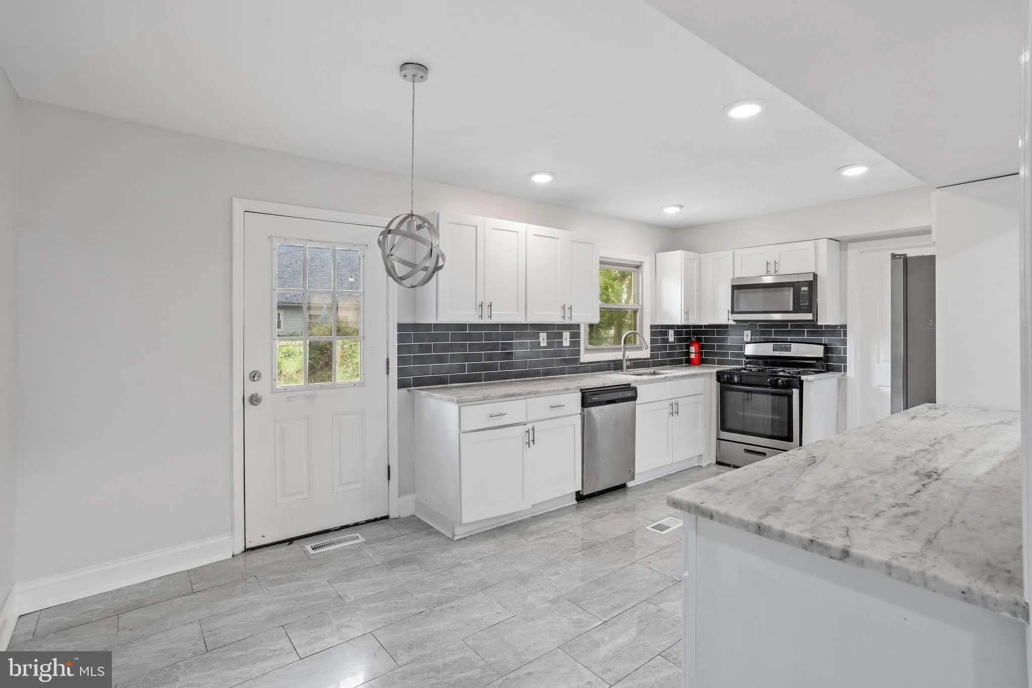 Willingboro, New Jersey 08046, United States, 4 Bedrooms Bedrooms, ,2 BathroomsBathrooms,Residential,Pending,48065