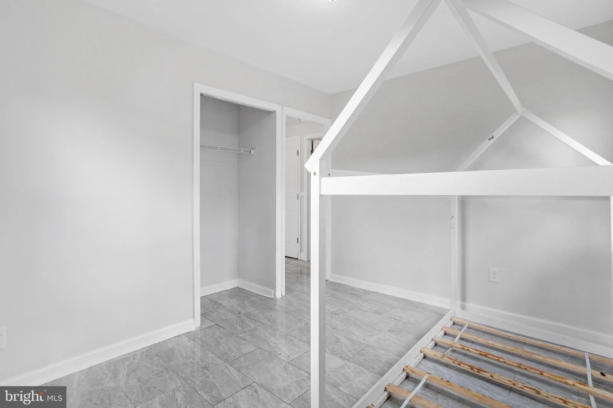 Willingboro, New Jersey 08046, United States, 4 Bedrooms Bedrooms, ,2 BathroomsBathrooms,Residential,Pending,48065