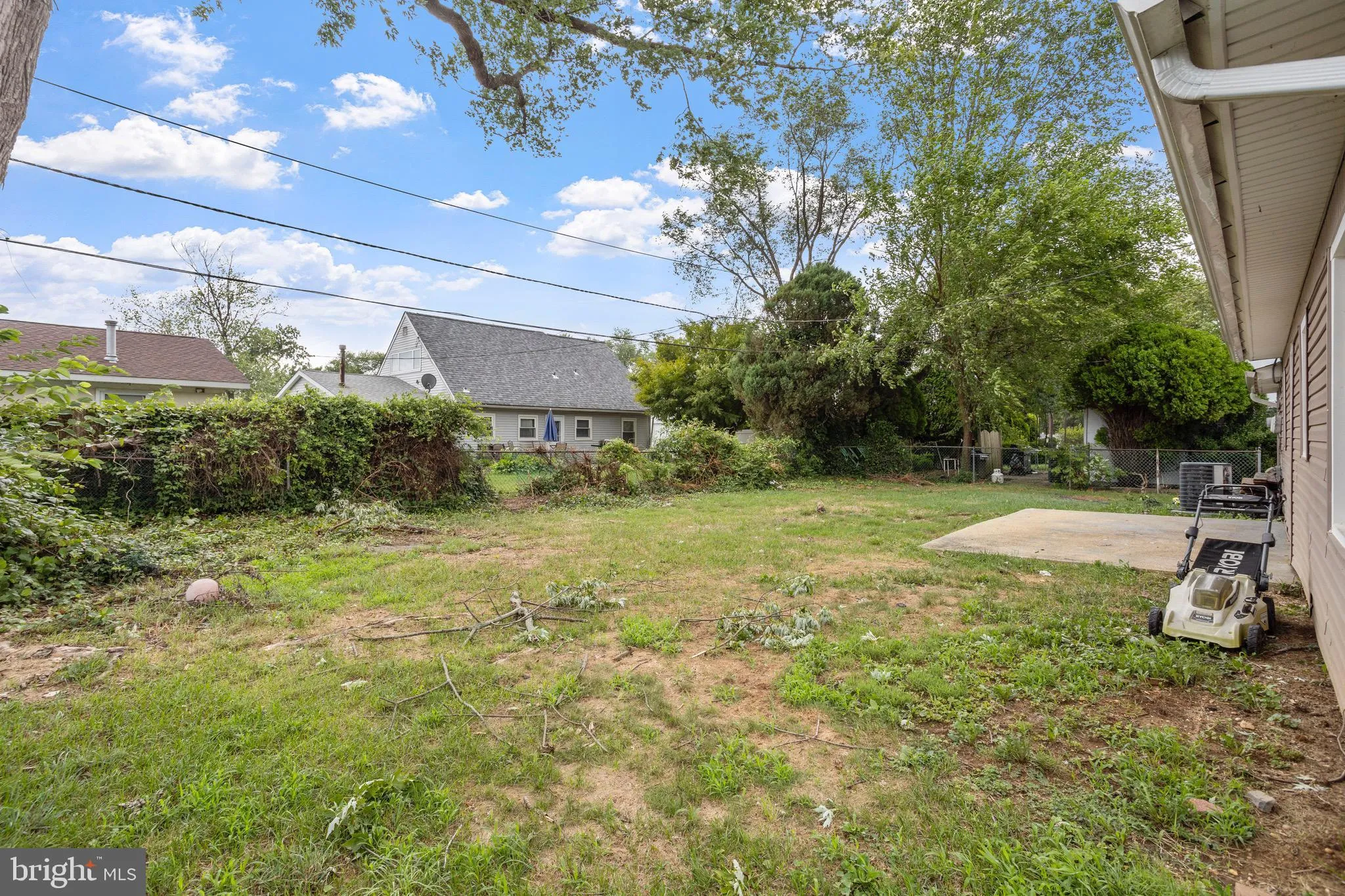 Willingboro, New Jersey 08046, United States, 4 Bedrooms Bedrooms, ,2 BathroomsBathrooms,Residential,Pending,48065