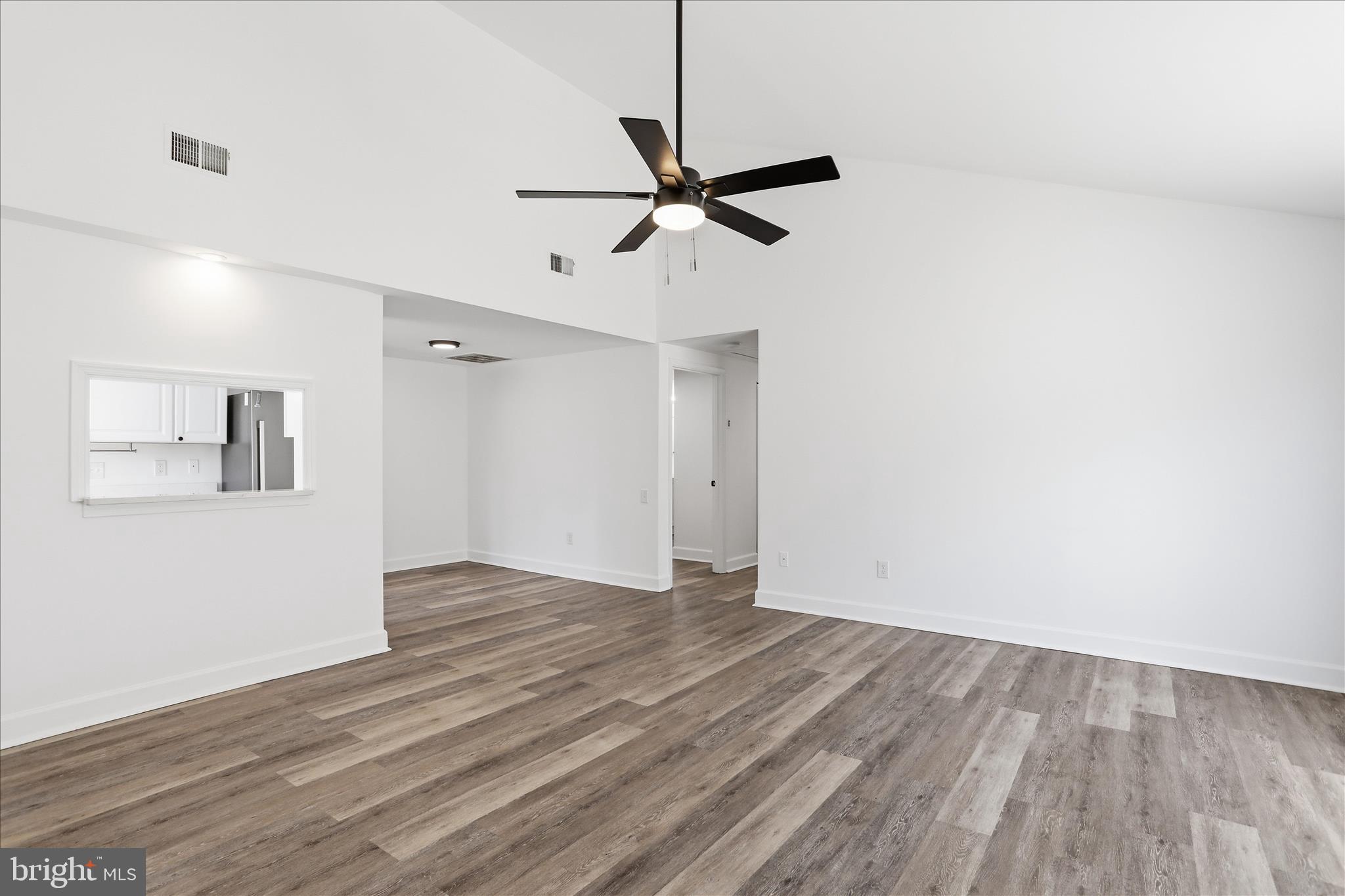 WOODLANDS NORTH - Residential