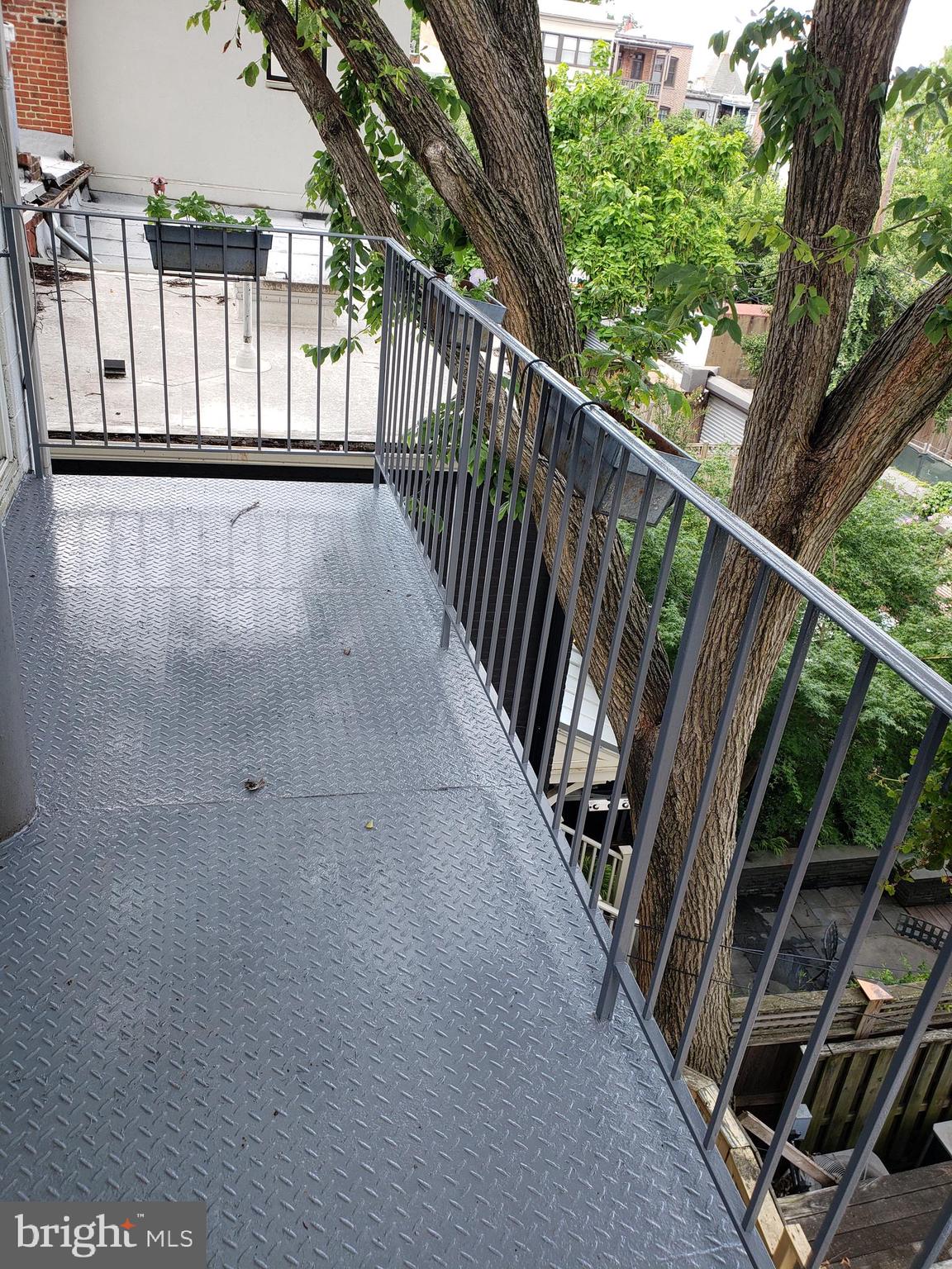 1503 SWANN STREET NW B