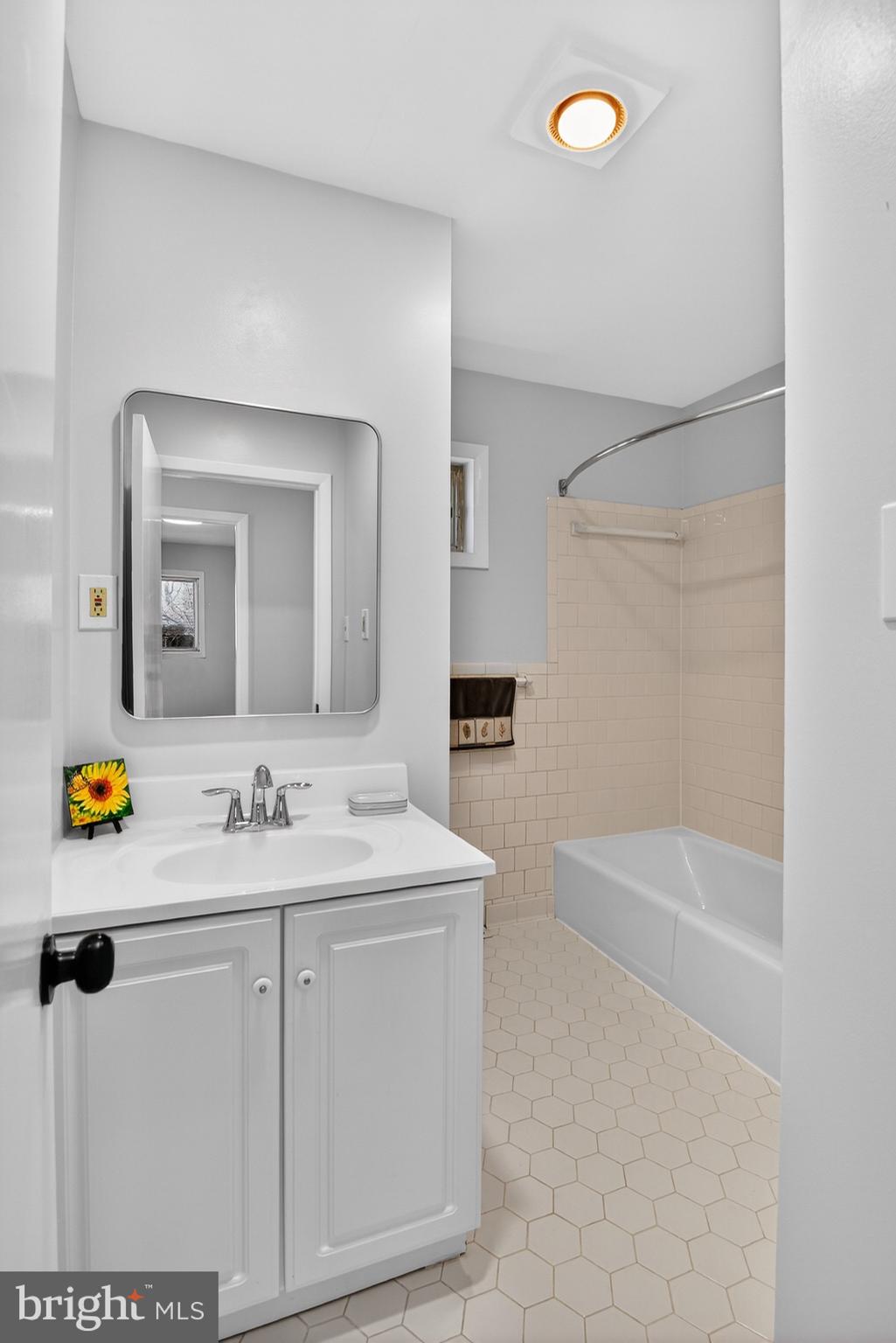 GRAHAM PARK MEADOWS - Residential