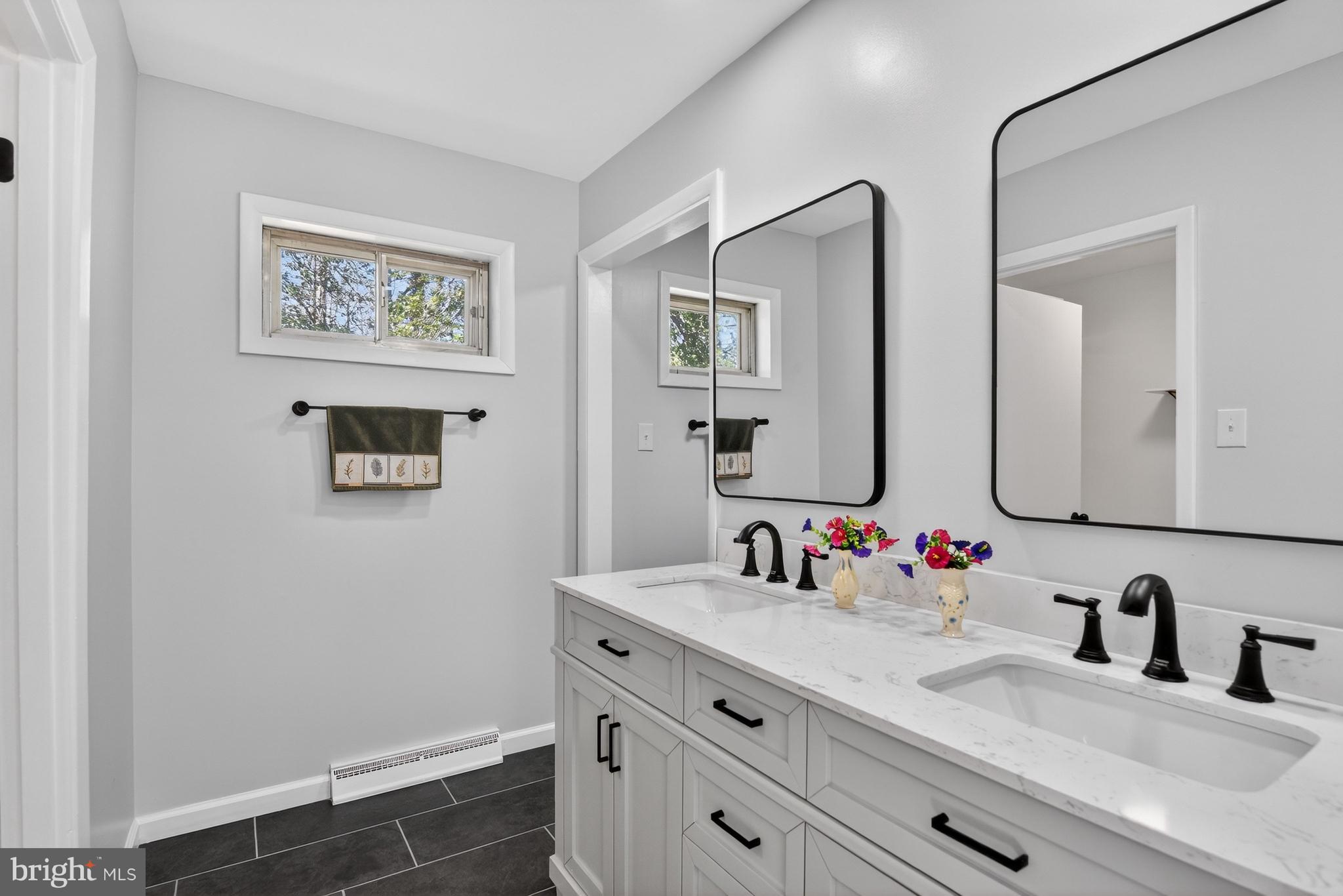 GRAHAM PARK MEADOWS - Residential