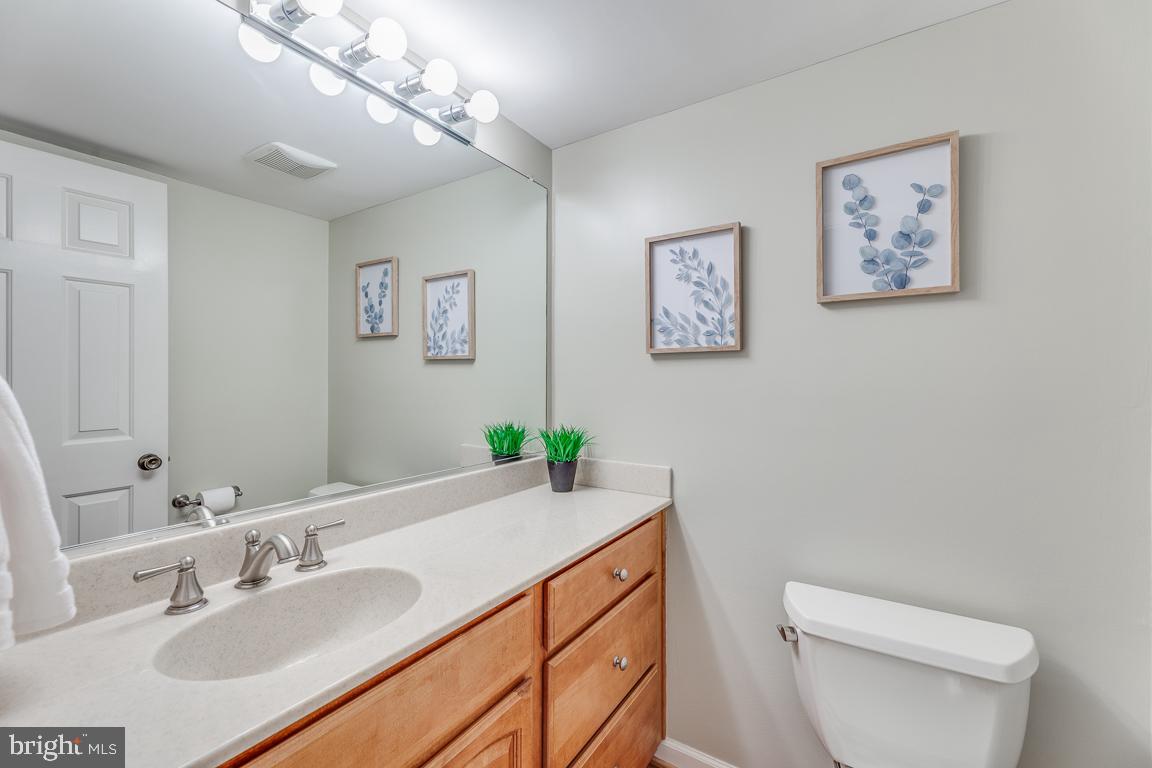 LAKEWOOD HILLS - Residential