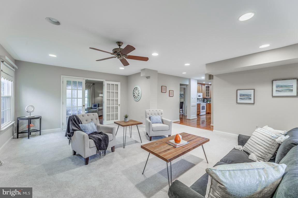 LAKEWOOD HILLS - Residential