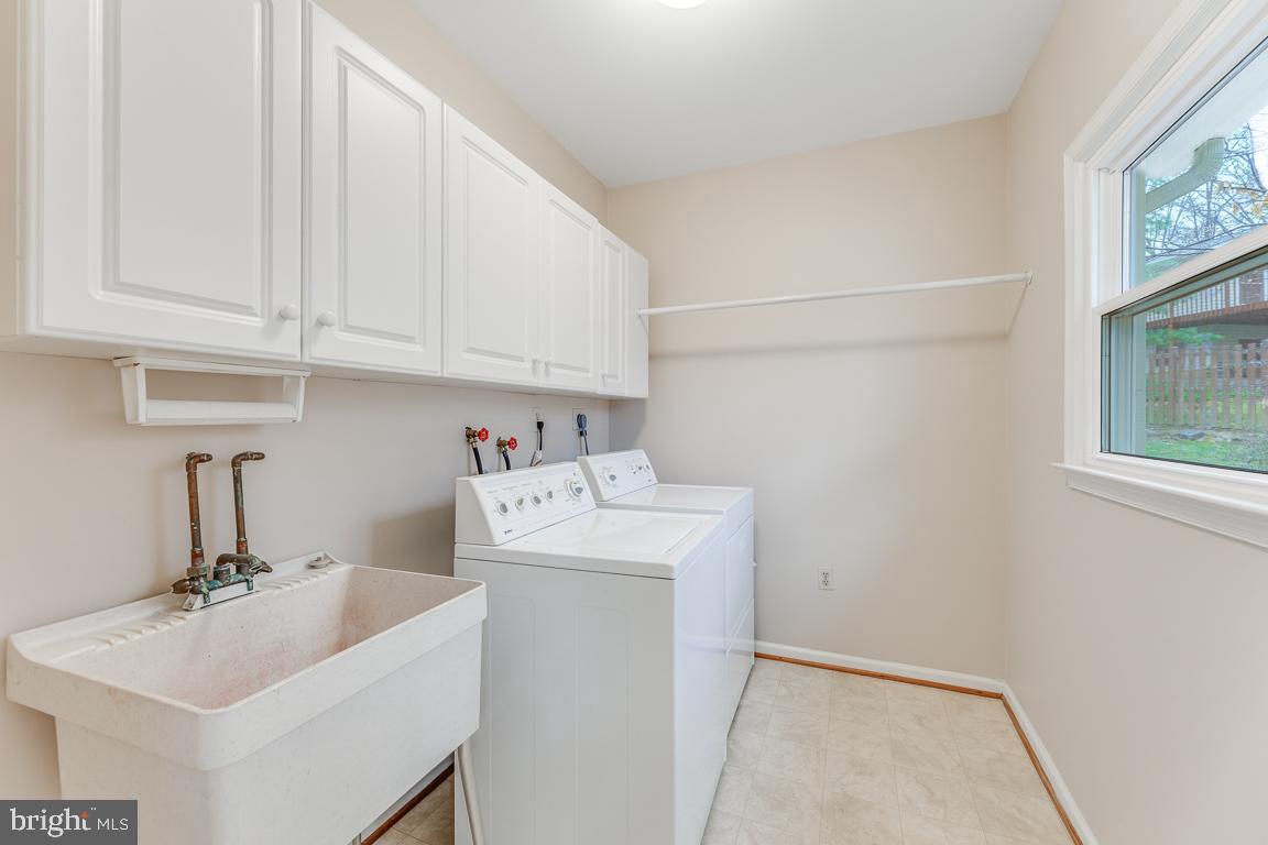 LAKEWOOD HILLS - Residential