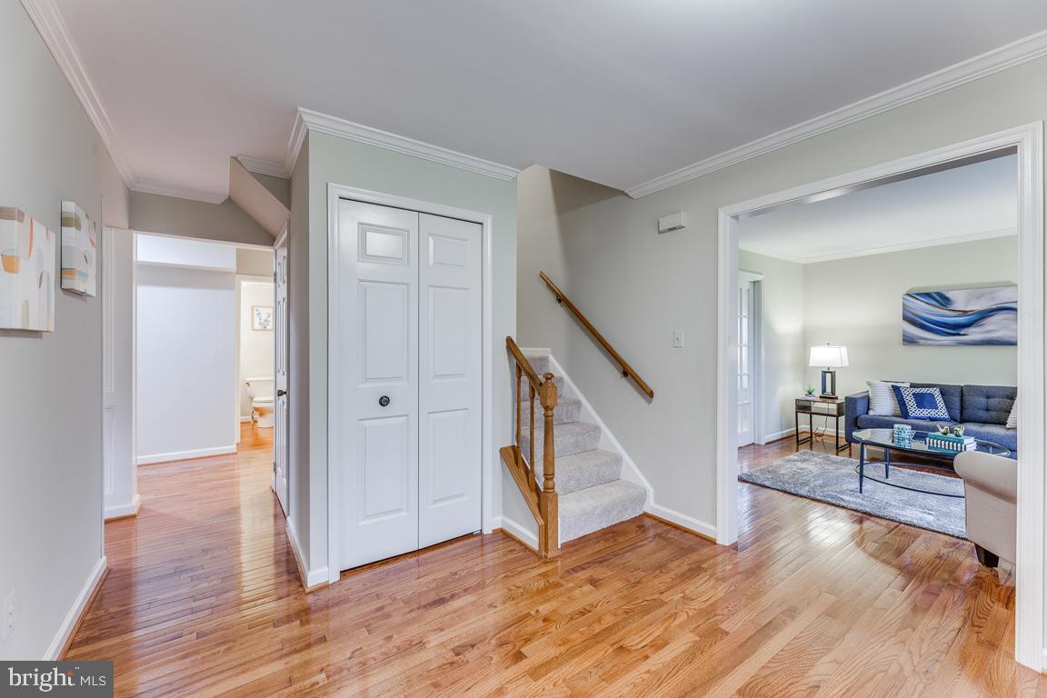 LAKEWOOD HILLS - Residential