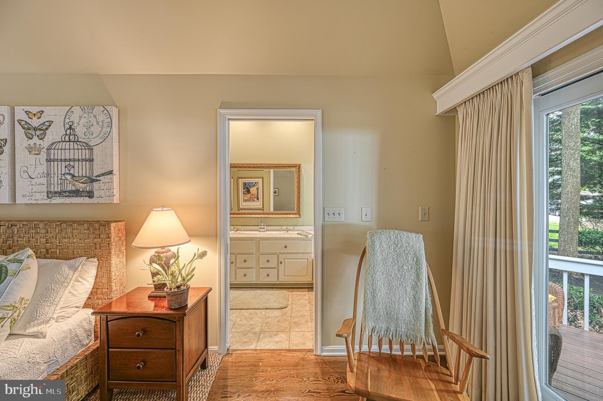 FOXWOOD MANOR - Residential