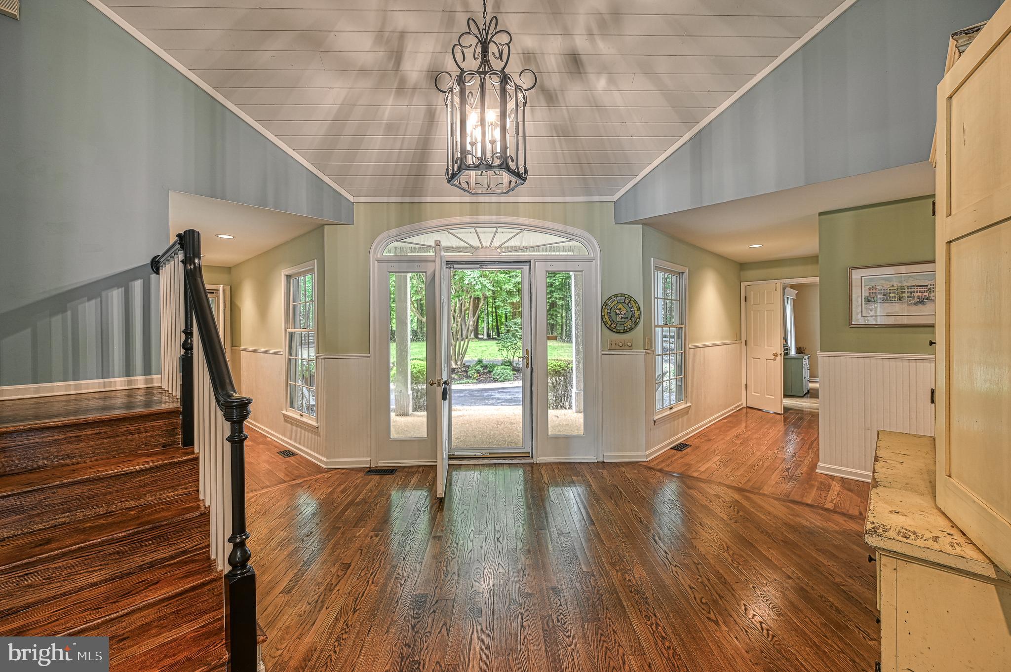 FOXWOOD MANOR - Residential