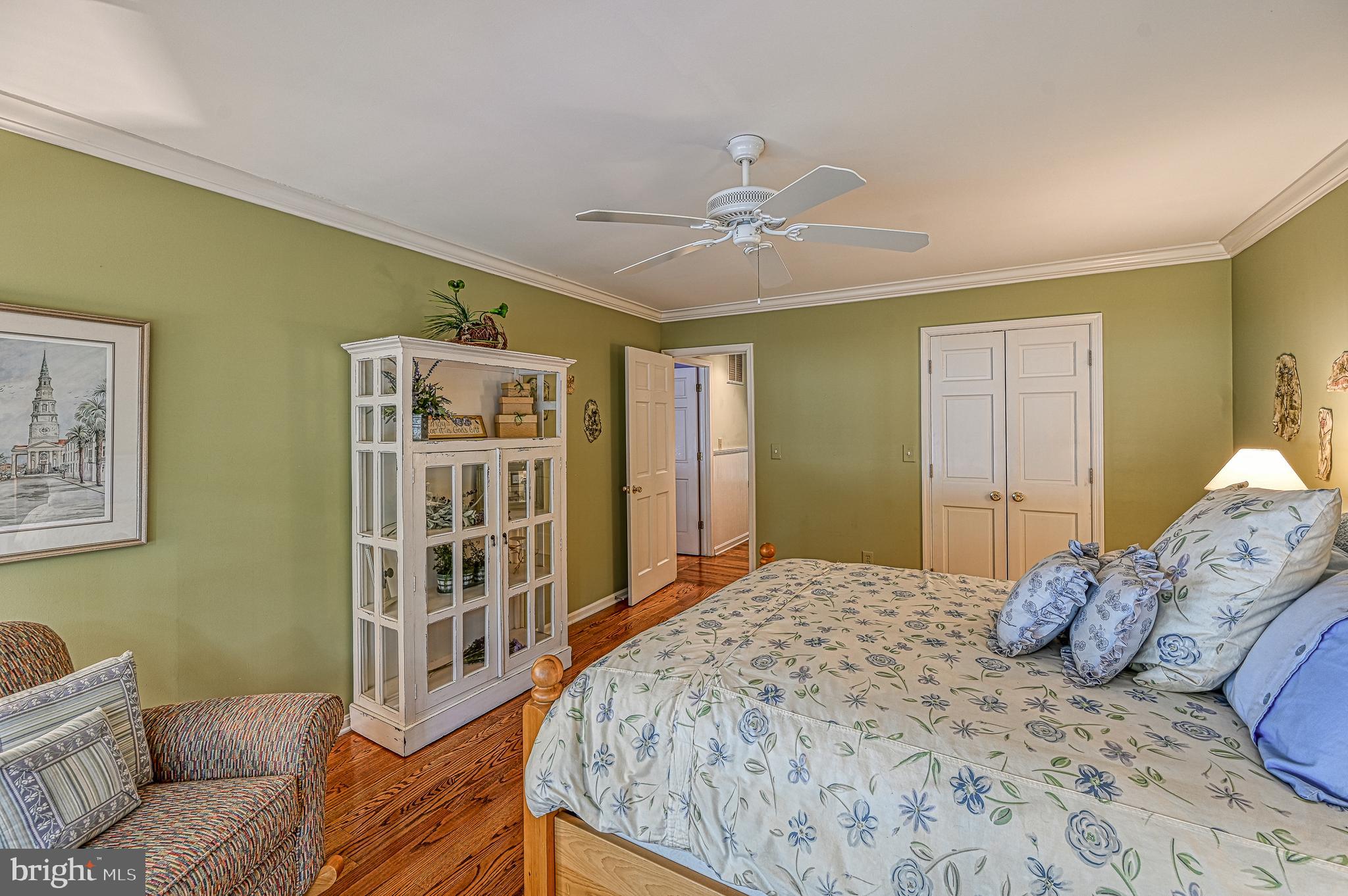 FOXWOOD MANOR - Residential