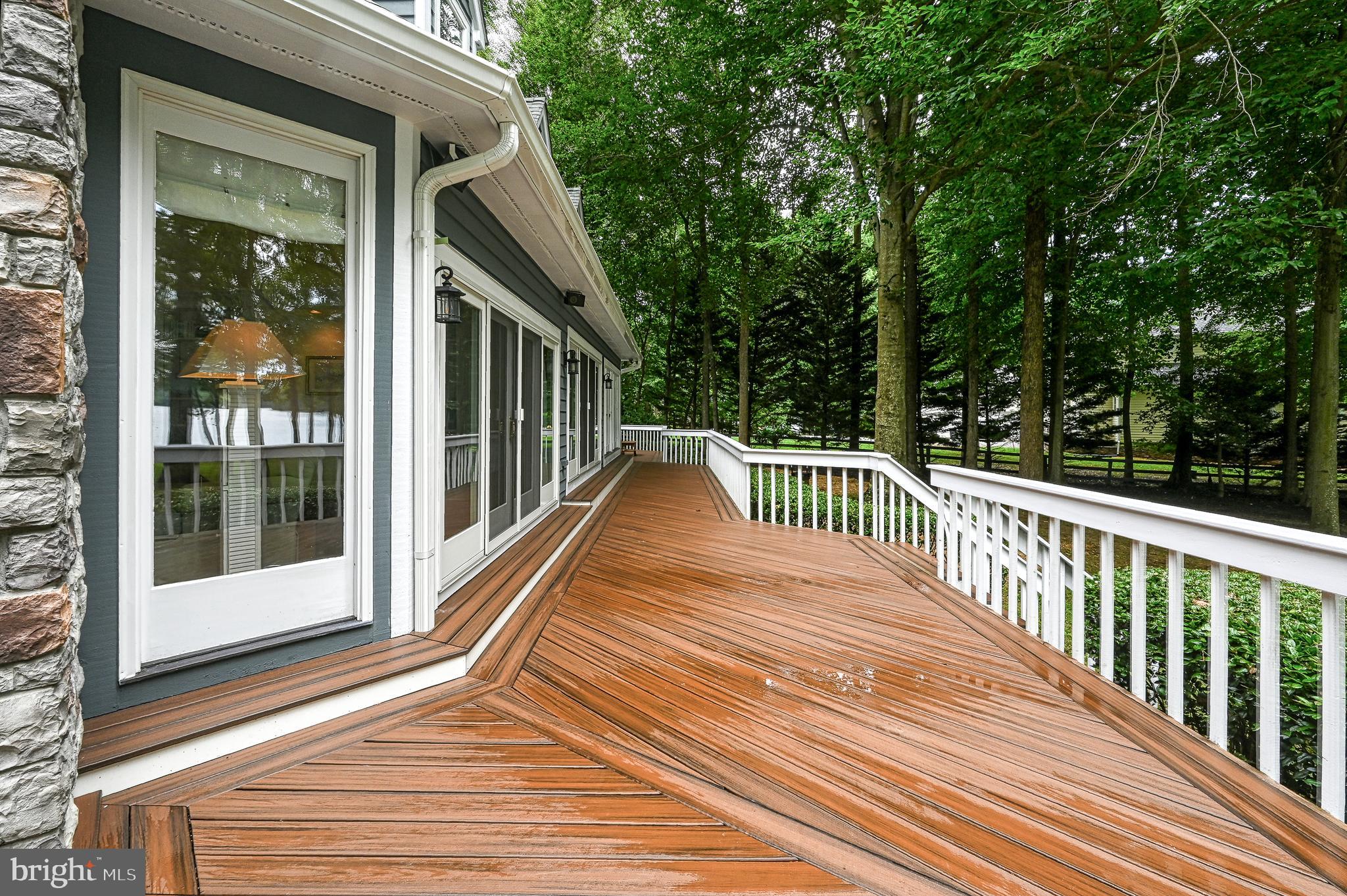 FOXWOOD MANOR - Residential