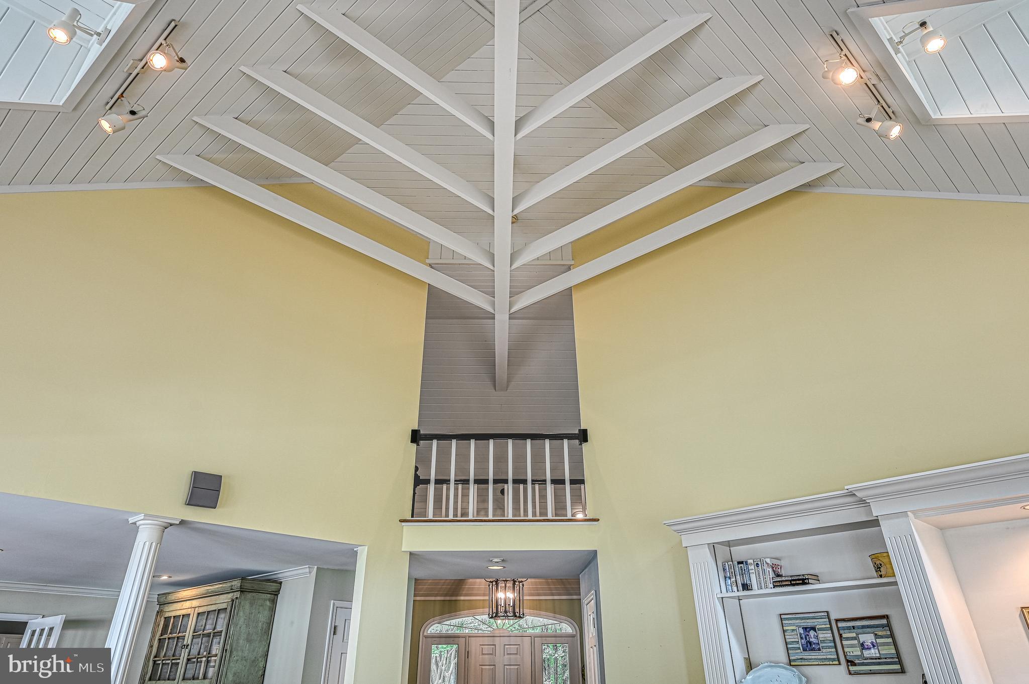 FOXWOOD MANOR - Residential