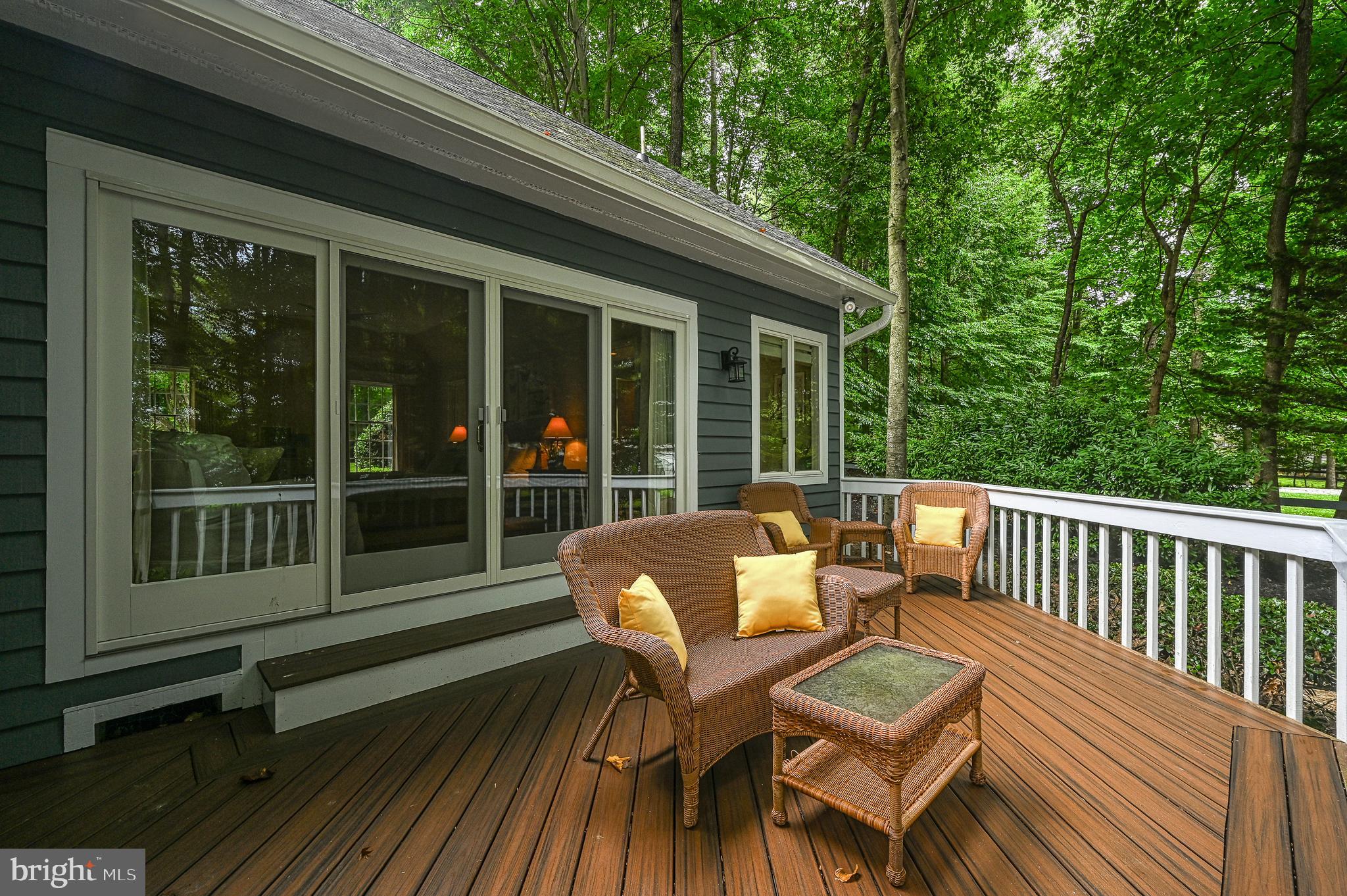 FOXWOOD MANOR - Residential