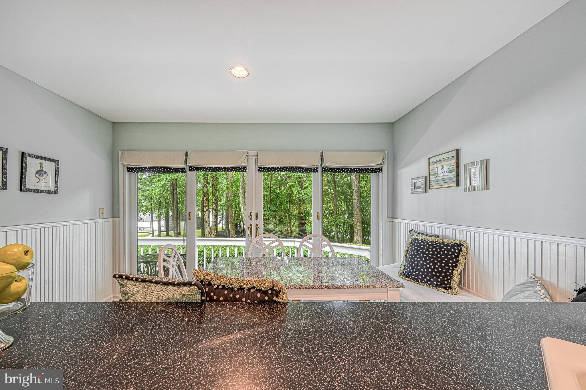 FOXWOOD MANOR - Residential