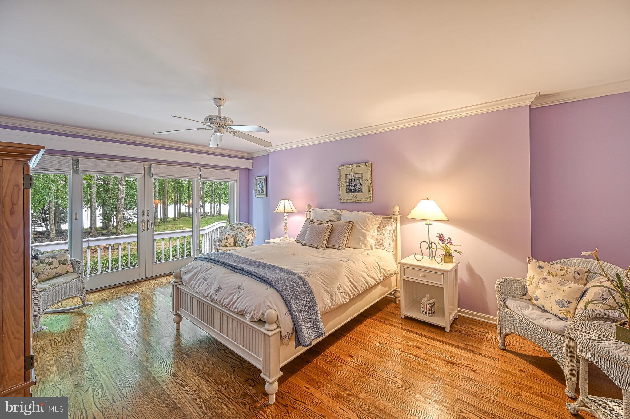 FOXWOOD MANOR - Residential