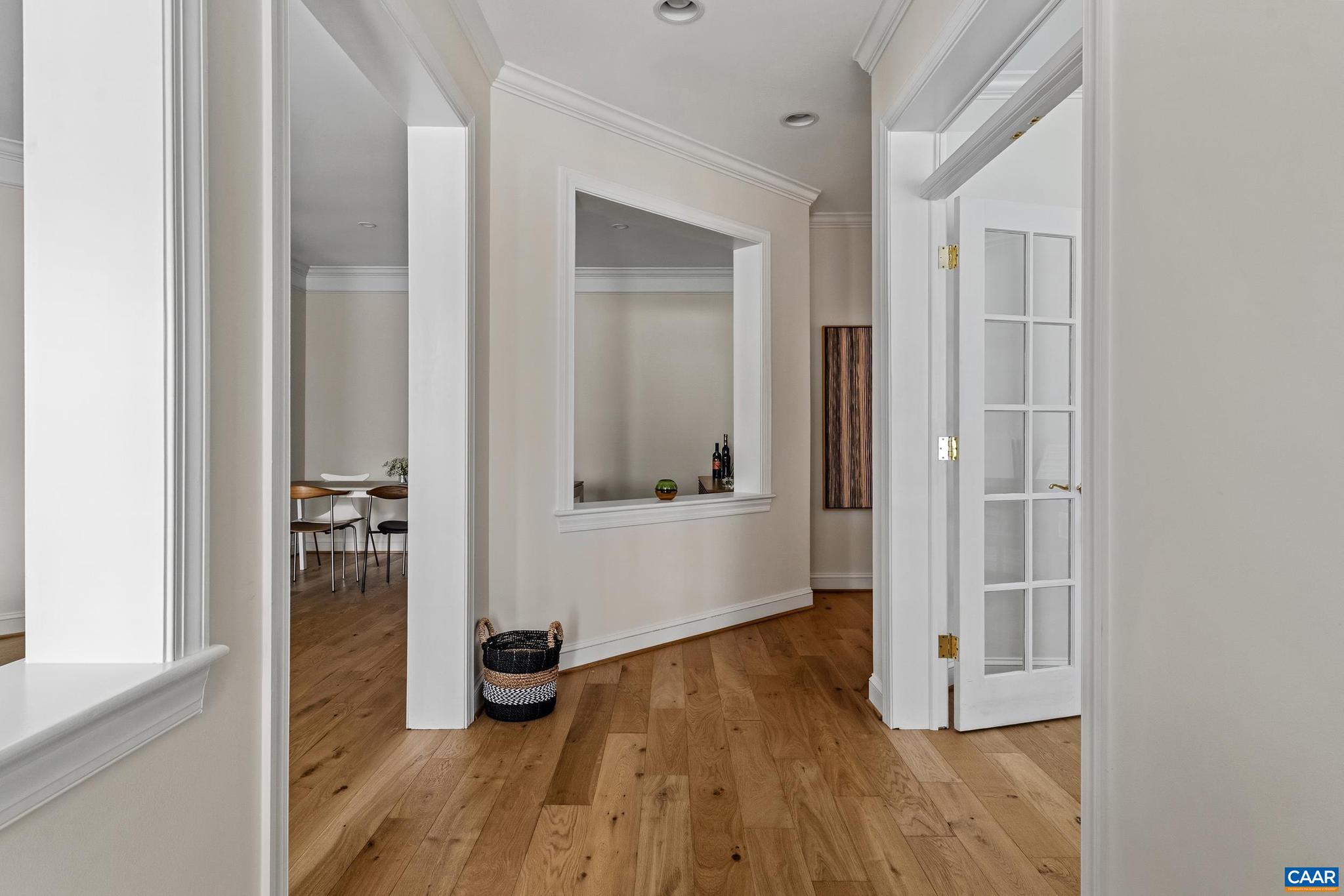 1147 MARION DR