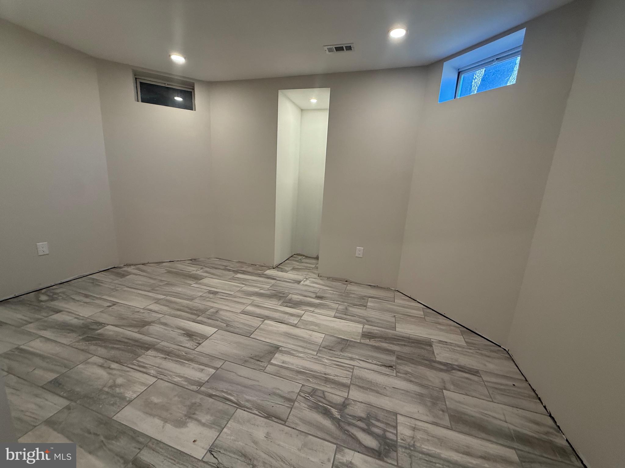 16655 MACNAUGHTON COURT ( BASEMENT)