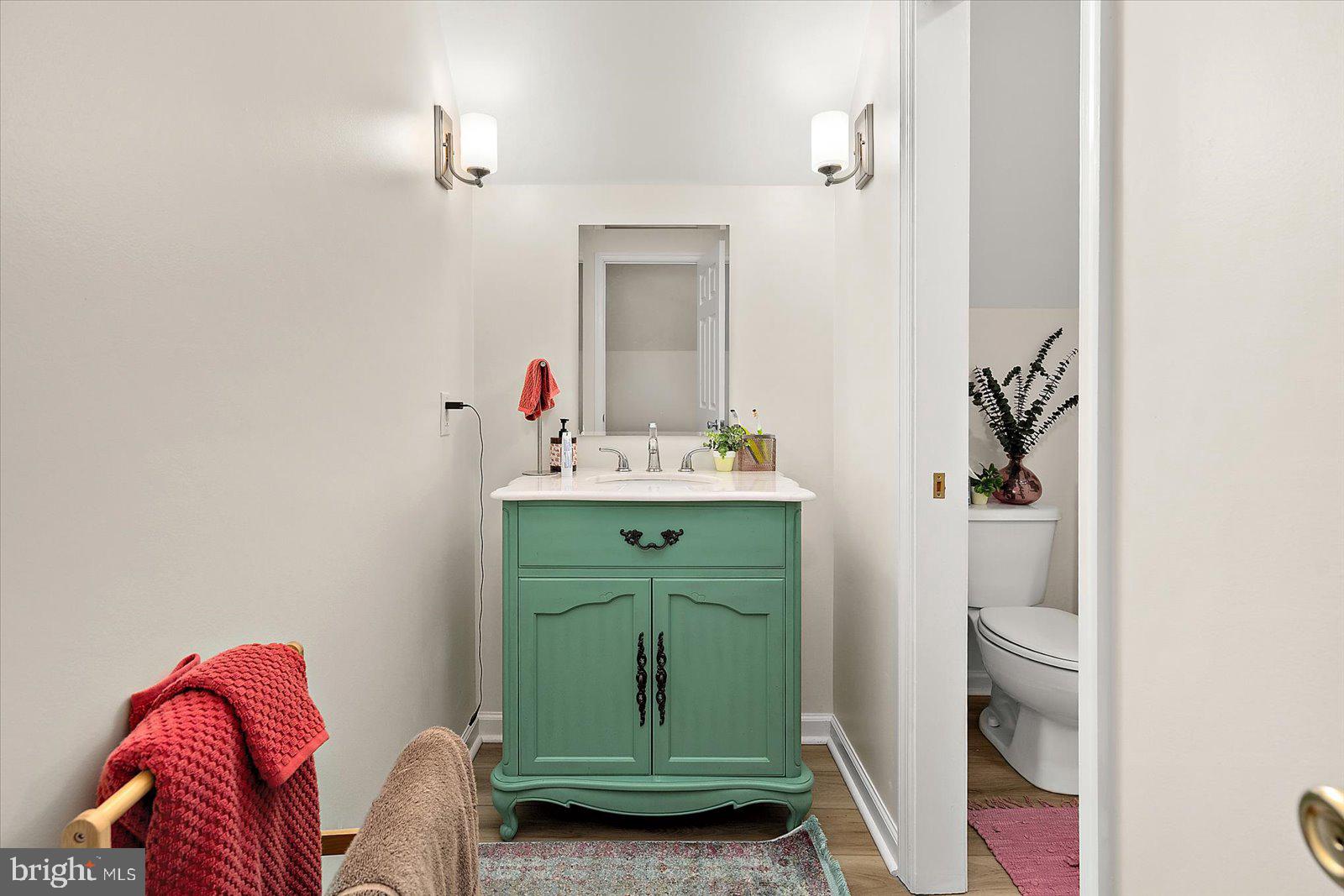 R COATES JR - Residential