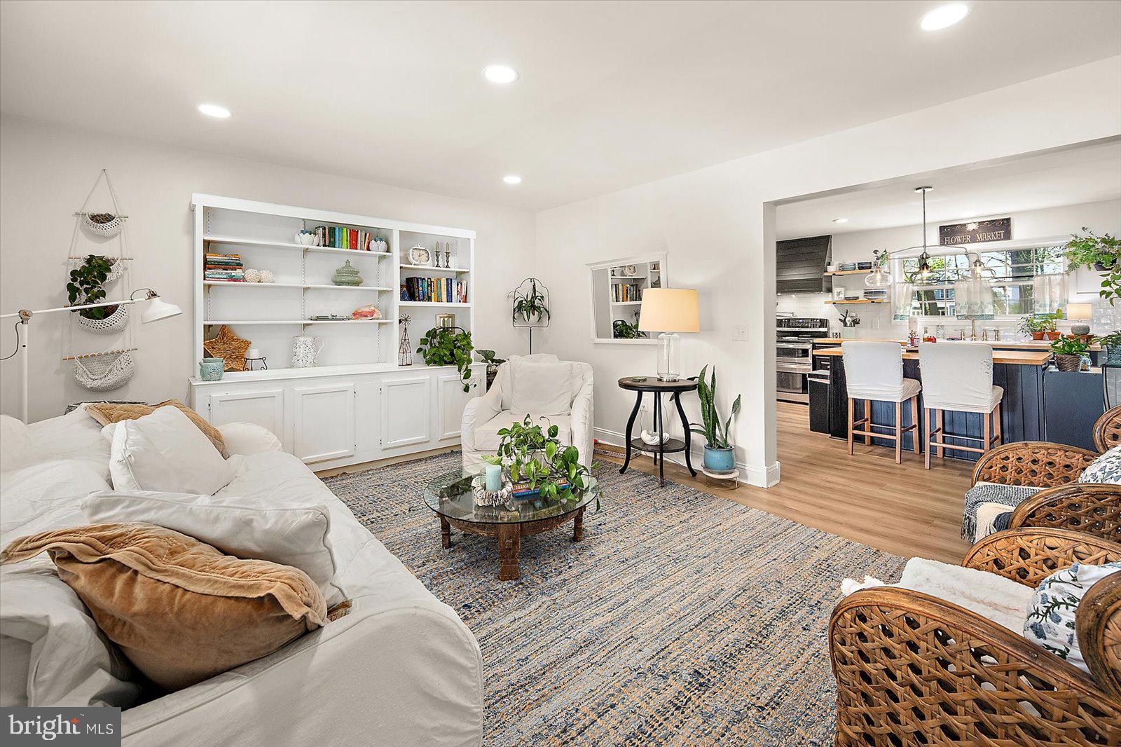 R COATES JR - Residential