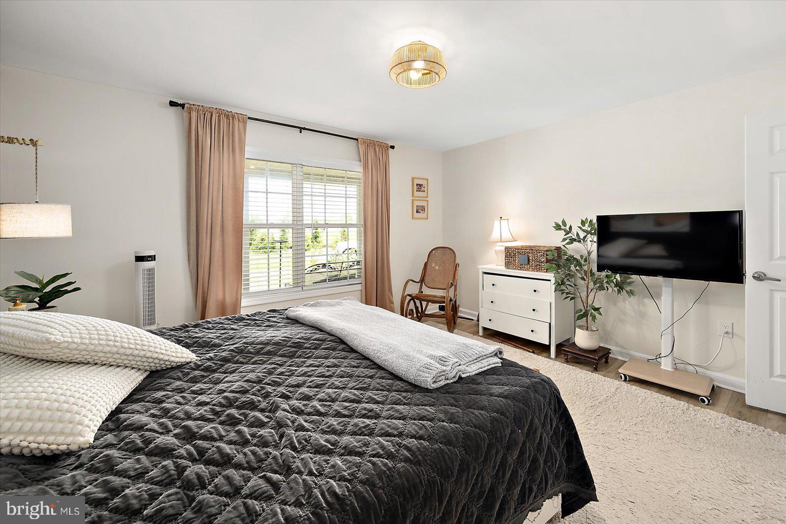 R COATES JR - Residential
