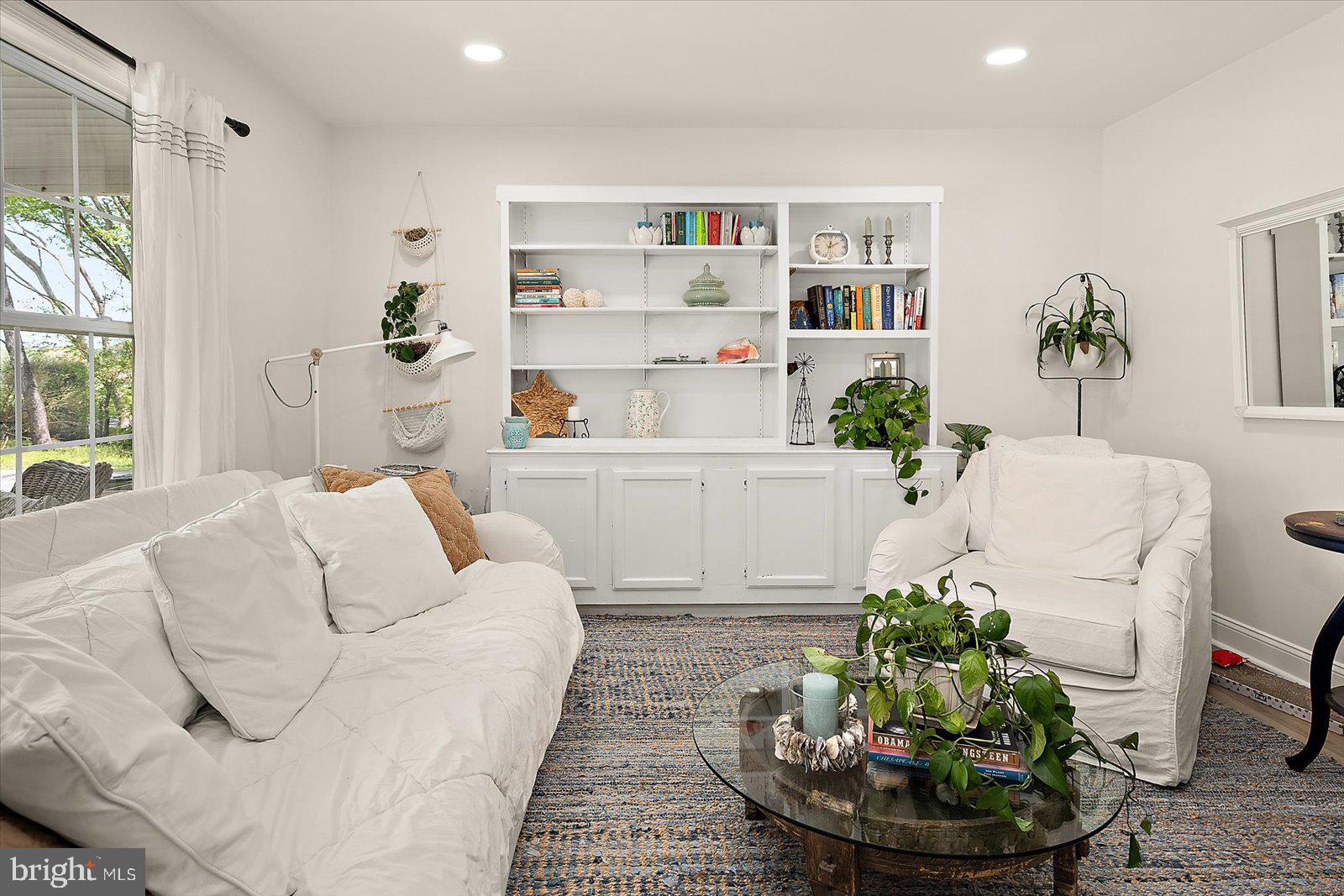 R COATES JR - Residential